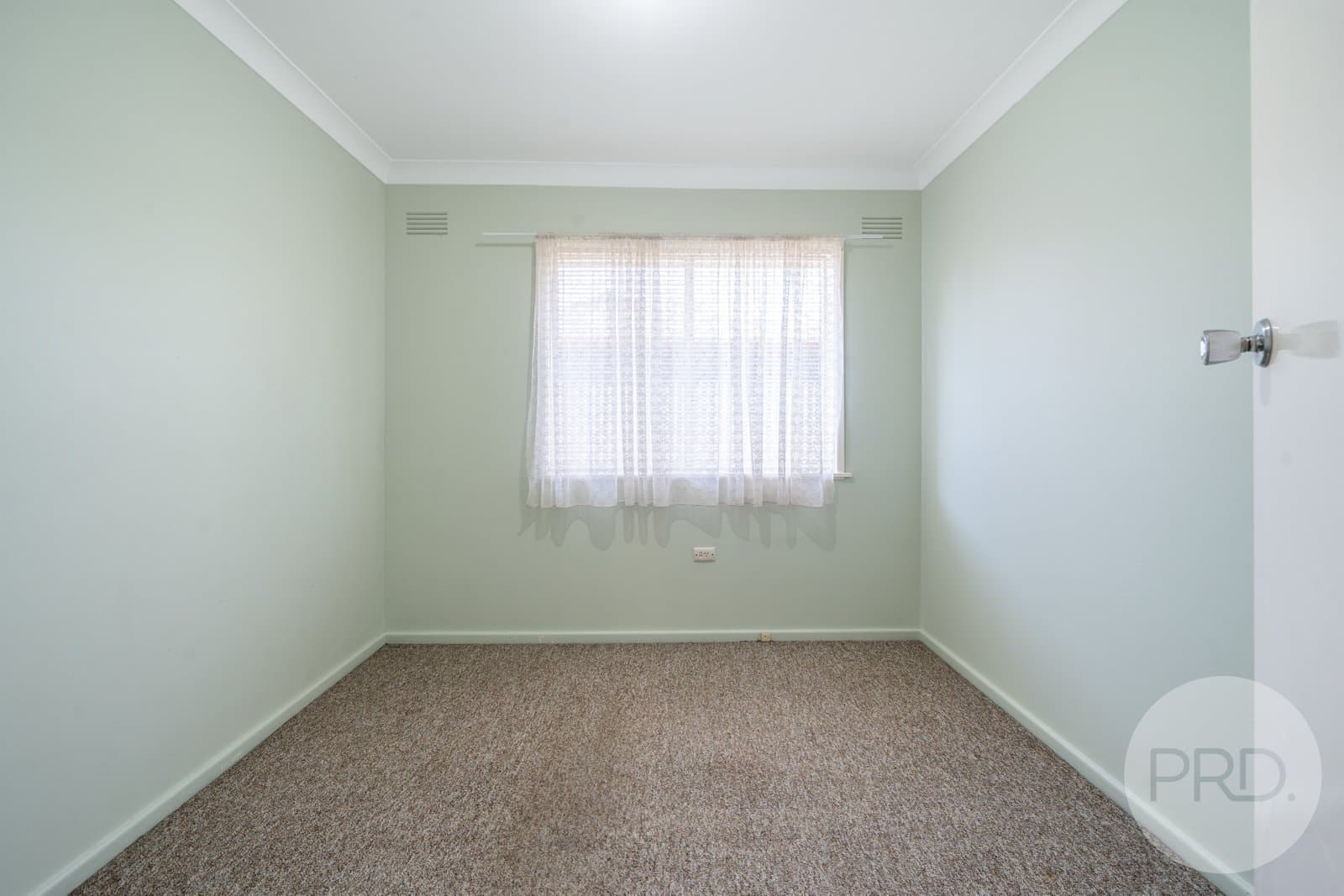 10 Nixon Crescent, TOLLAND NSW 2650, Tolland - Thumbnail 5