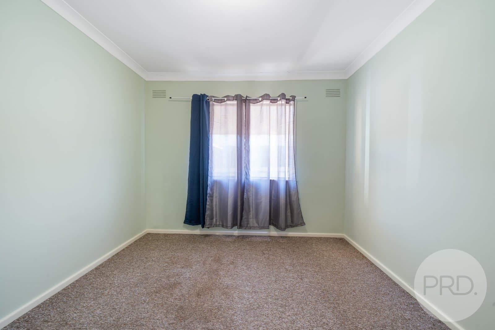 10 Nixon Crescent, TOLLAND NSW 2650, Tolland - Thumbnail 6