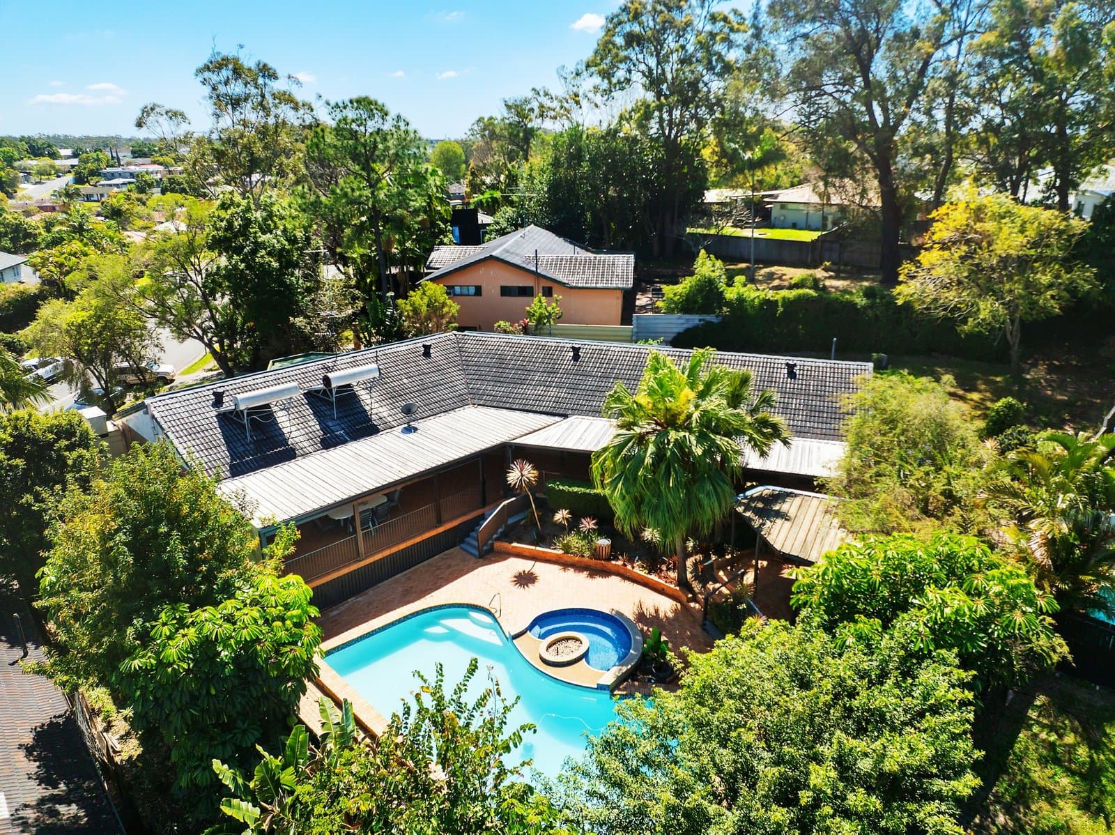 23 Winani Drive, ASHMORE QLD 4214, Ashmore - Thumbnail 3