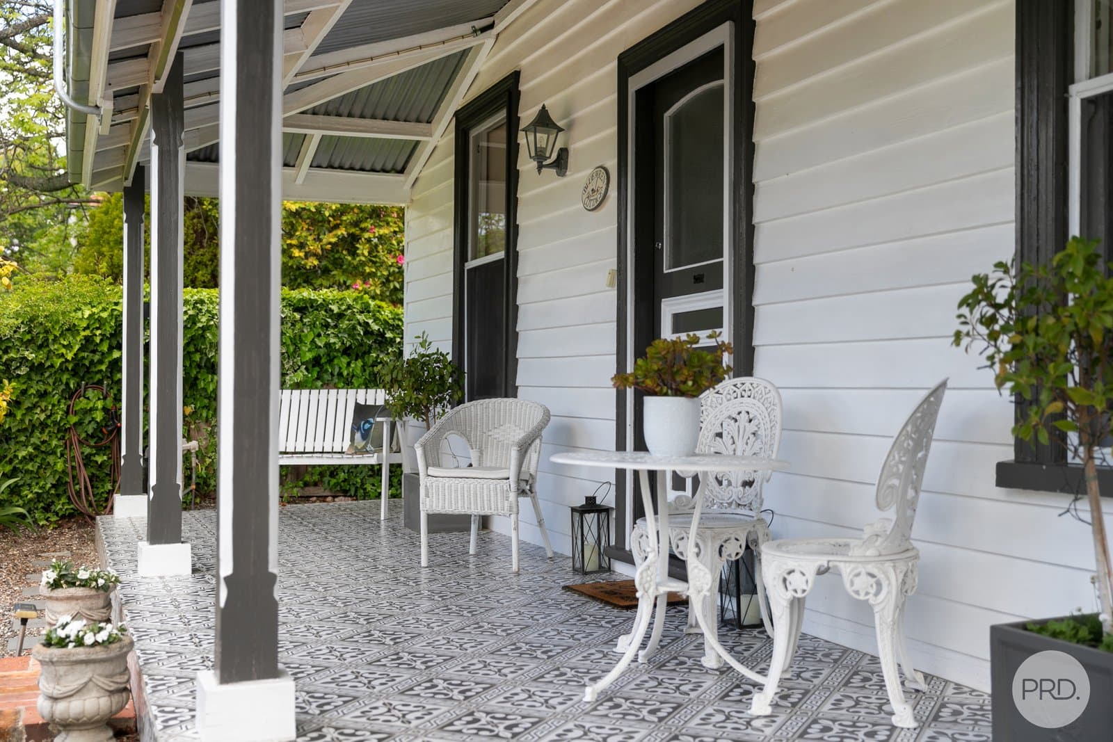 61 Cambridge Street, CRESWICK VIC 3363, Creswick - Thumbnail 2