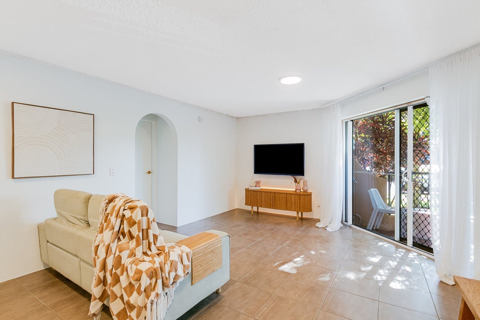 1/20 Fifteenth Avenue, PALM BEACH QLD 4221, Palm Beach - Thumbnail 4