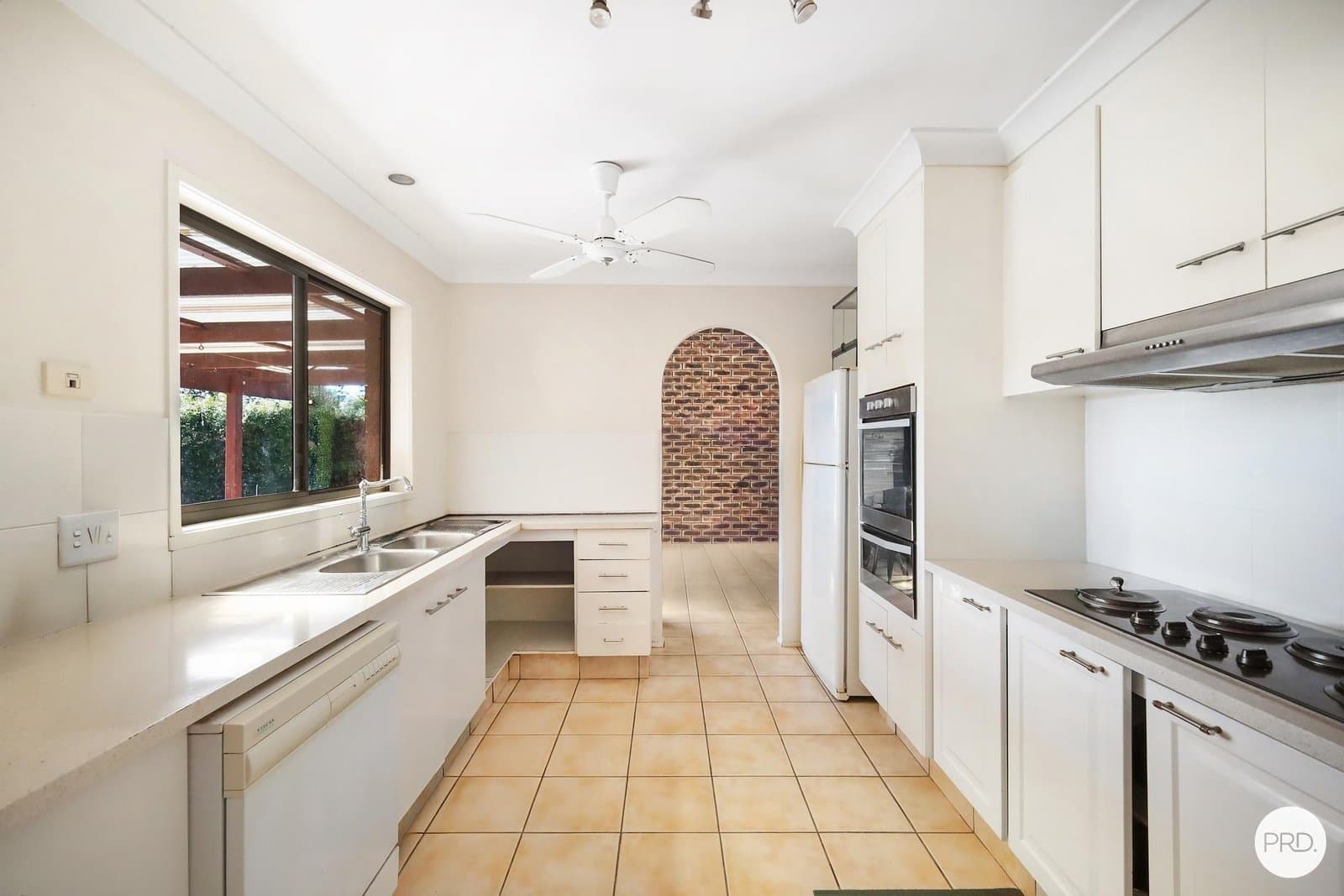 55 Latrobe Avenue, HELENSVALE QLD 4212, Helensvale - Thumbnail 2