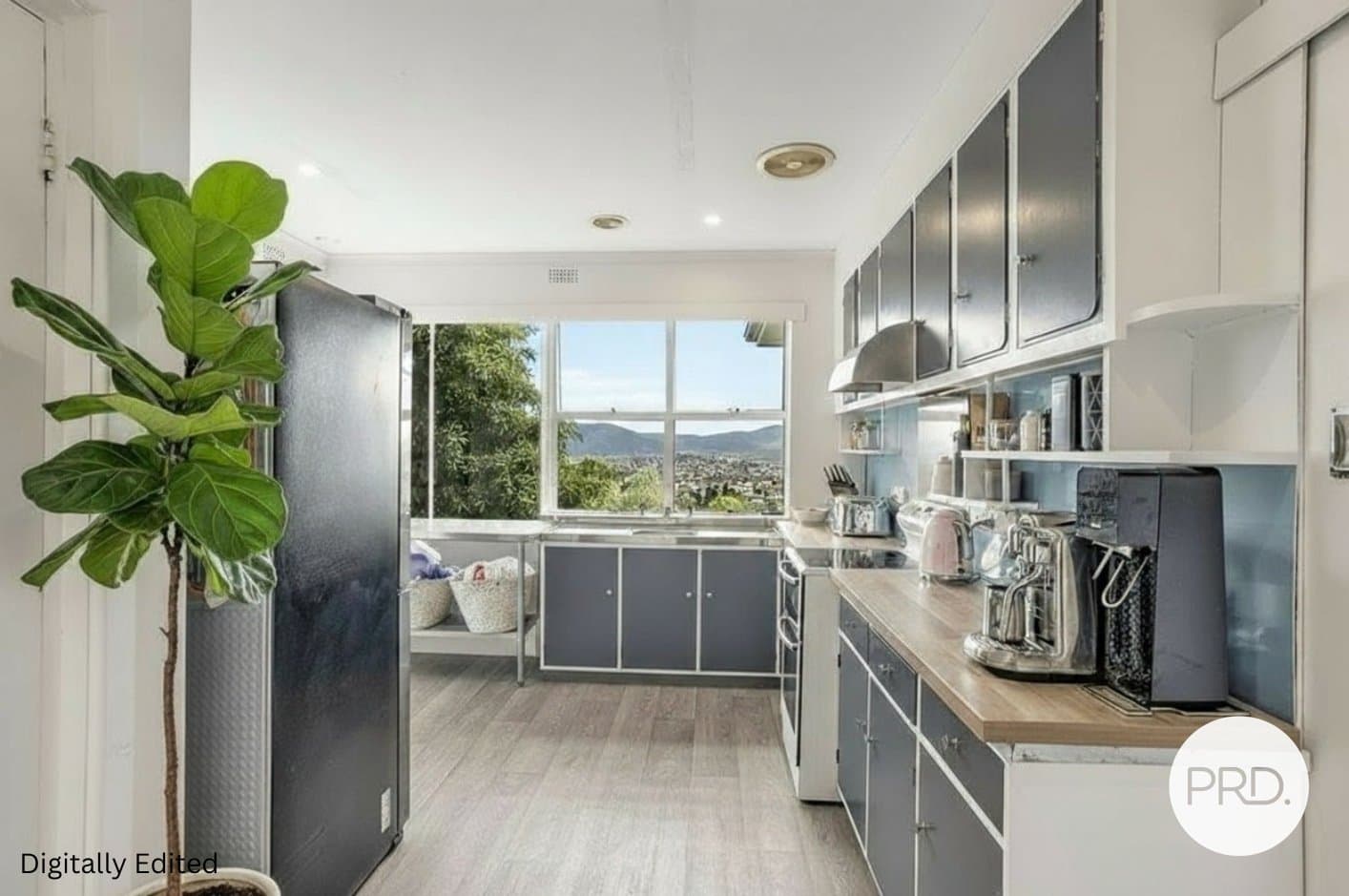 28 Waverley Avenue, MOUNT STUART TAS 7000, Mount Stuart - Thumbnail 4