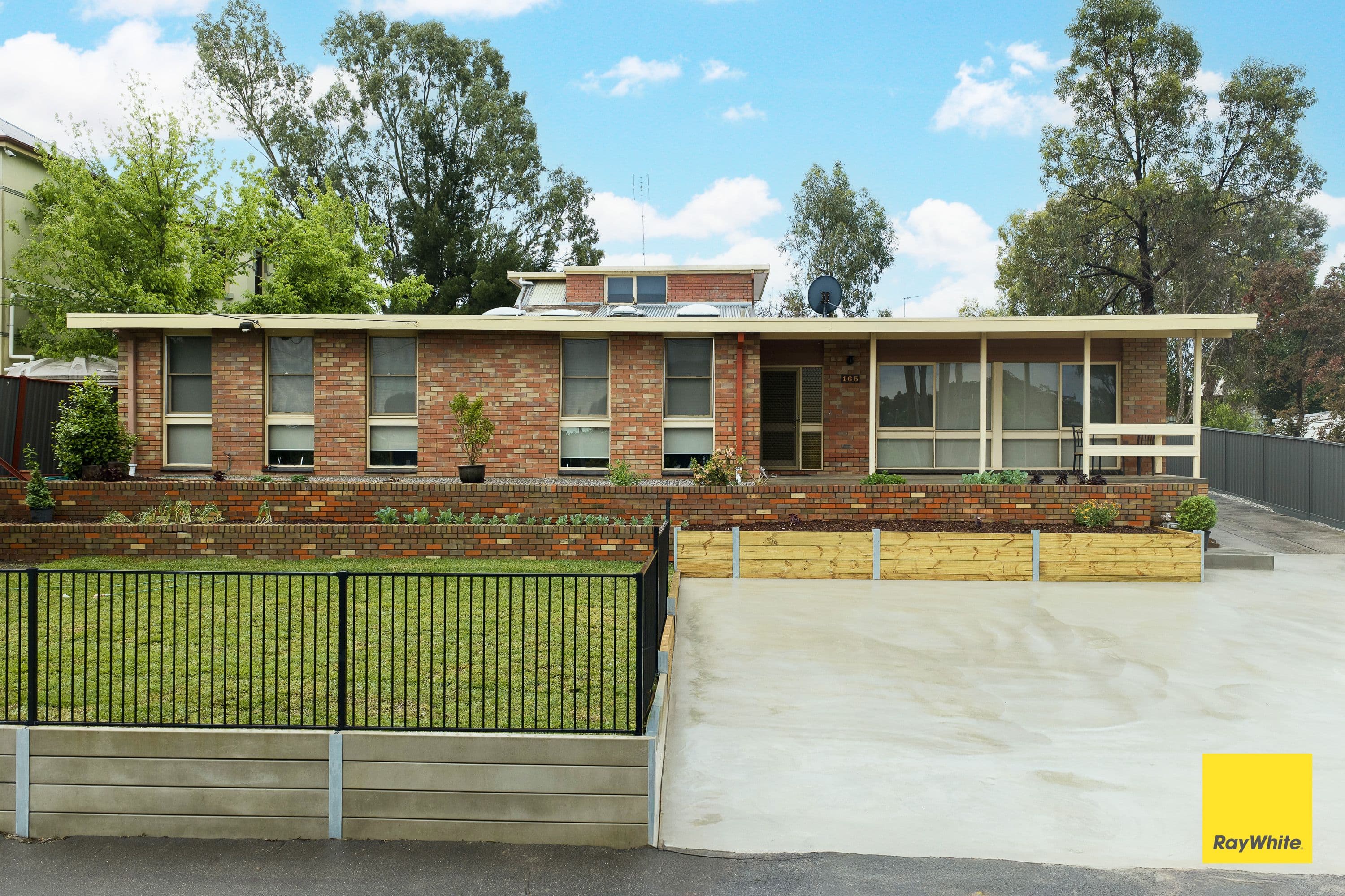 165 St Aidans Road , Kennington VIC 3550, Kennington - Image 1