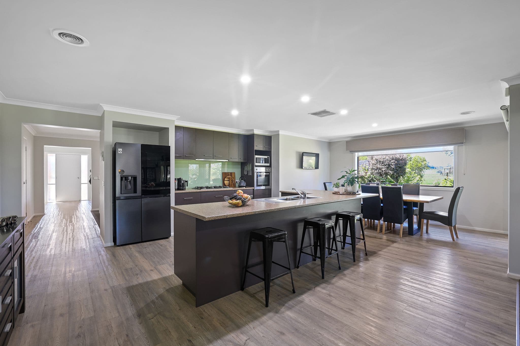 42 Bunjil Drive , Drouin VIC 3818, Drouin - Thumbnail 3