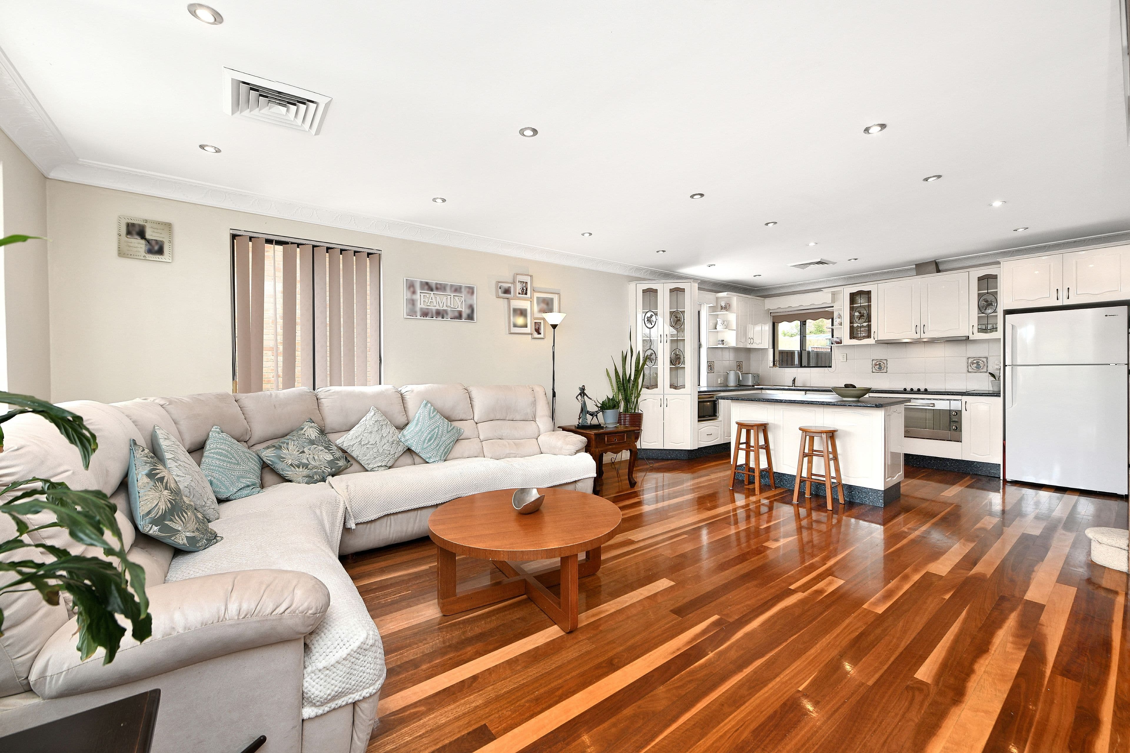 27 Wassell Street, Chifley - Thumbnail 4