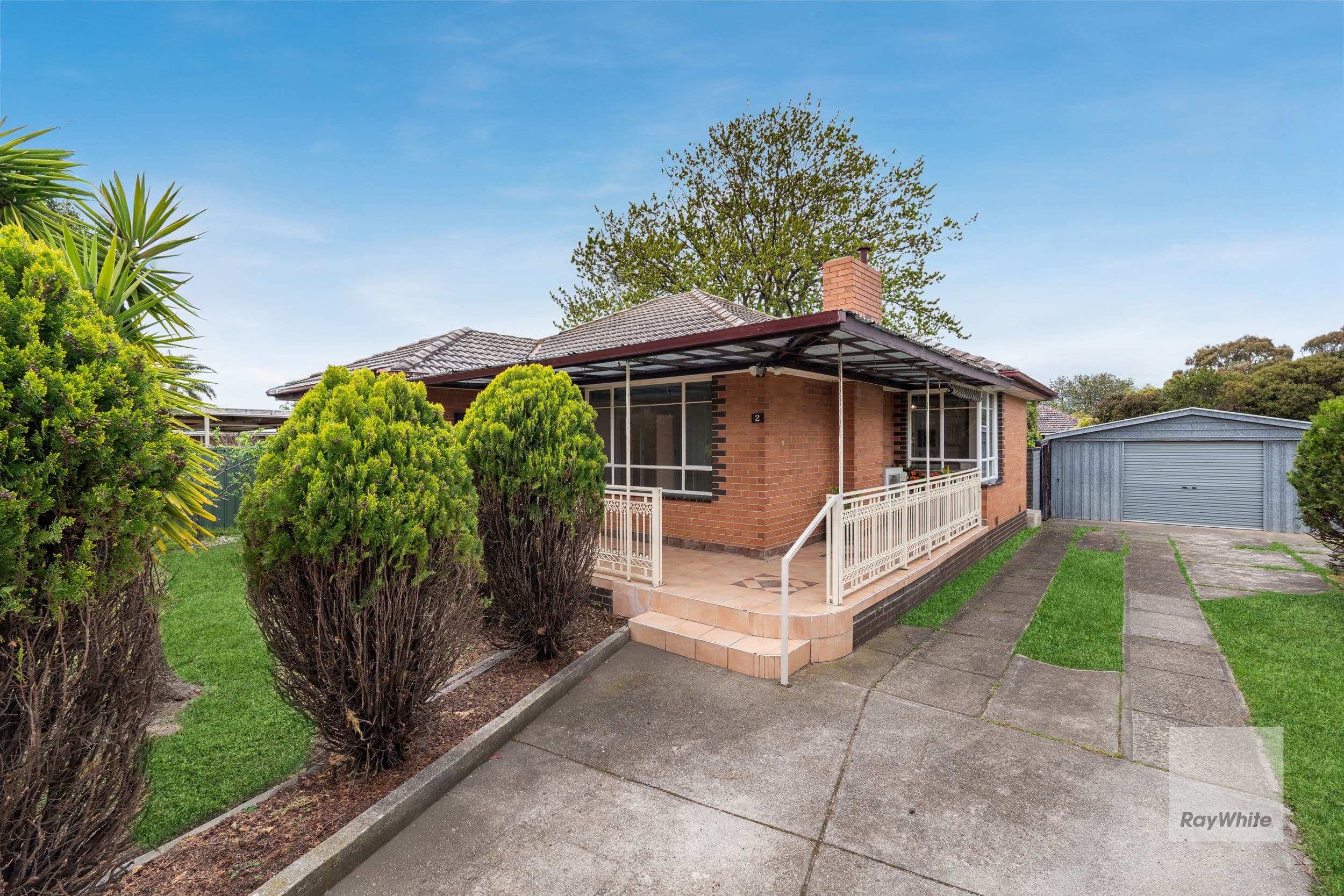 2 Glyndon Avenue, St Albans - Thumbnail 2