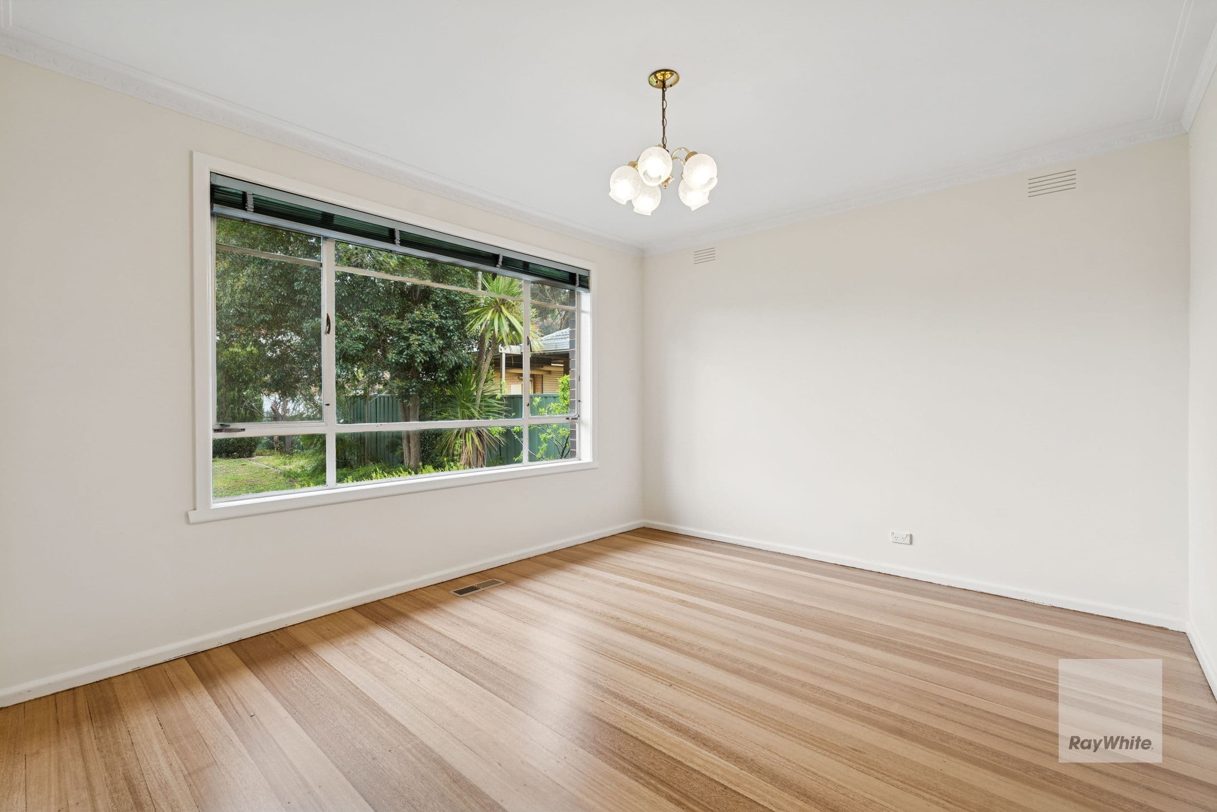 2 Glyndon Avenue, St Albans - Thumbnail 5