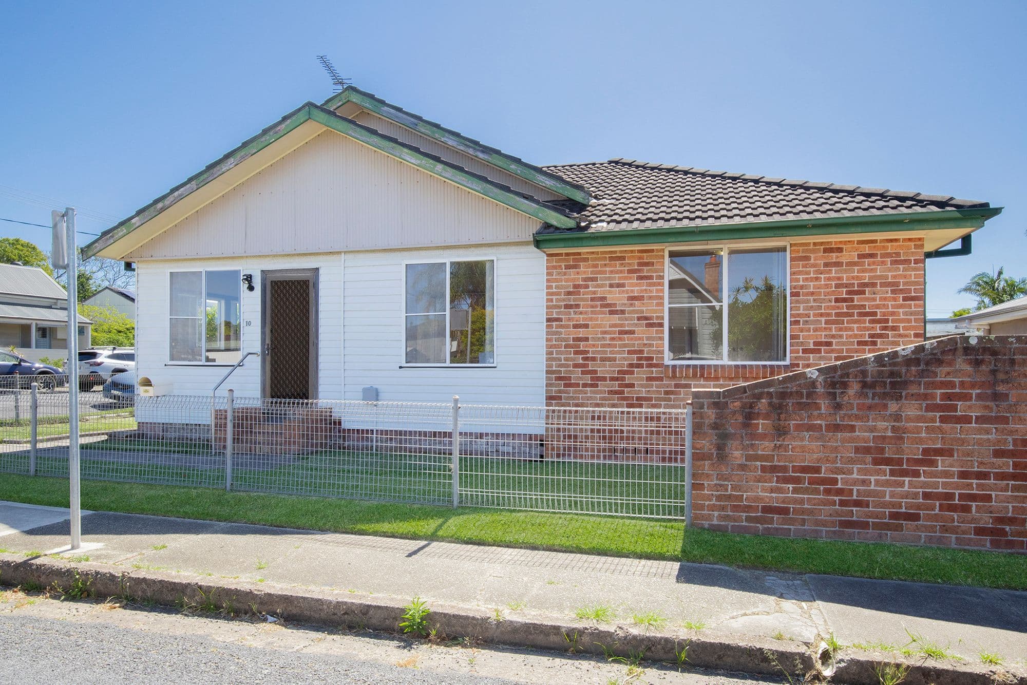 10 Buxton Street , Adamstown NSW 2289, Adamstown - Image 1