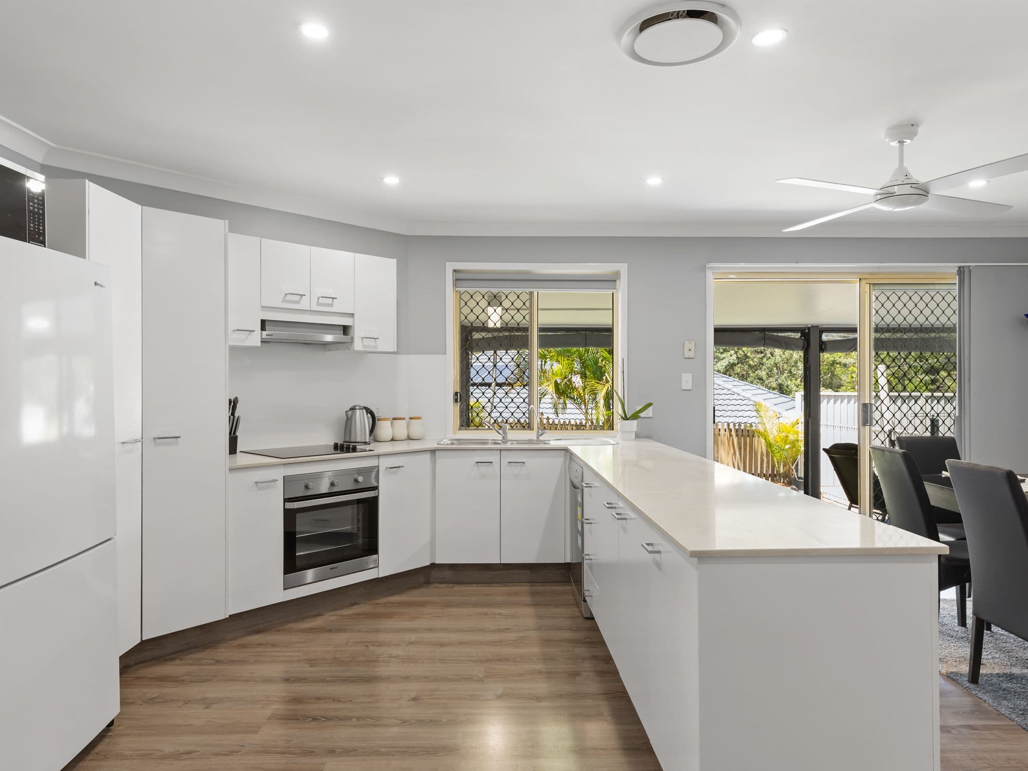 1 Cawley Place , Oxenford QLD 4210, Oxenford - Thumbnail 2