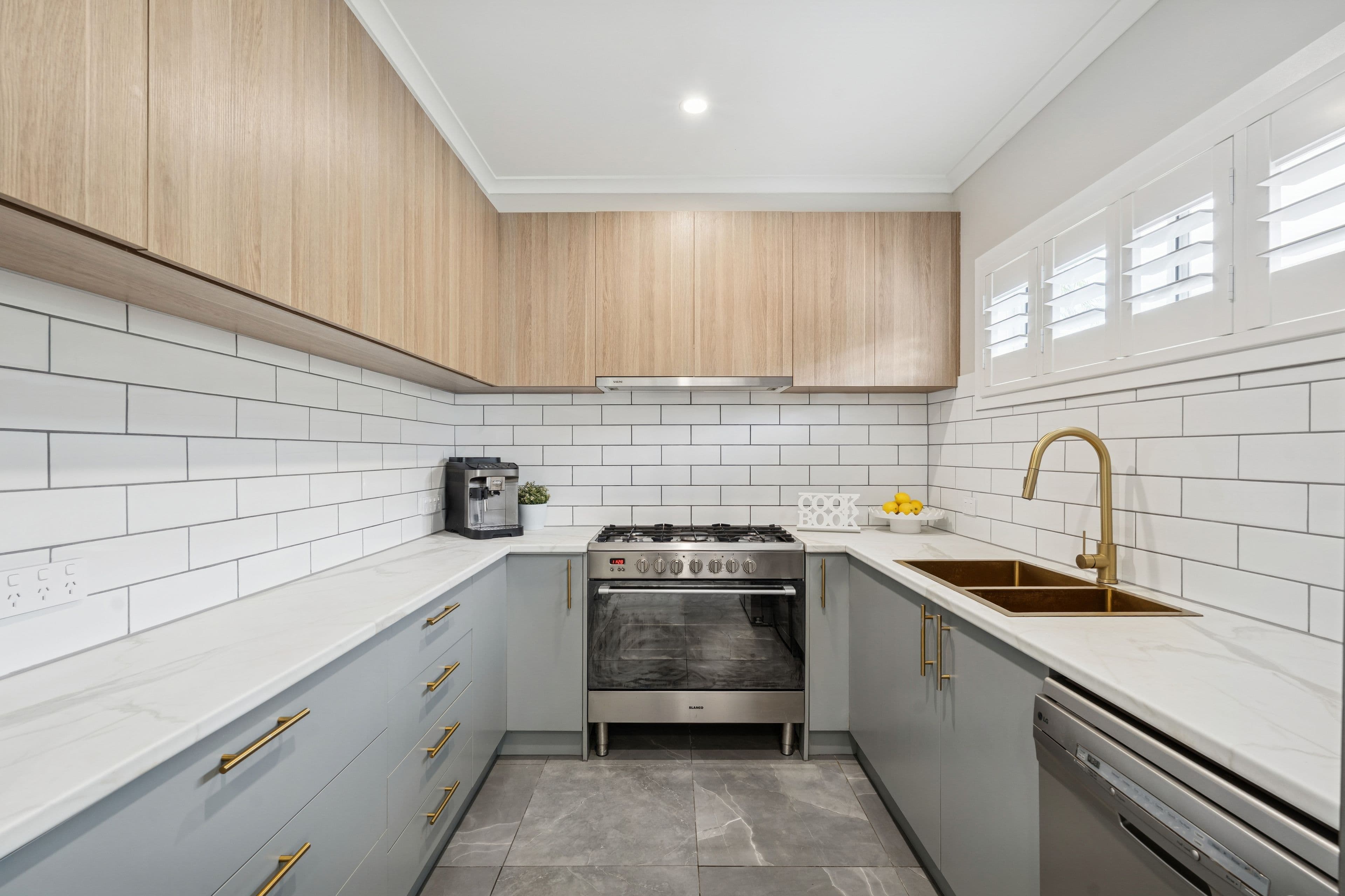 32 Andrews Avenue , Reservoir VIC 3073, Reservoir - Thumbnail 5