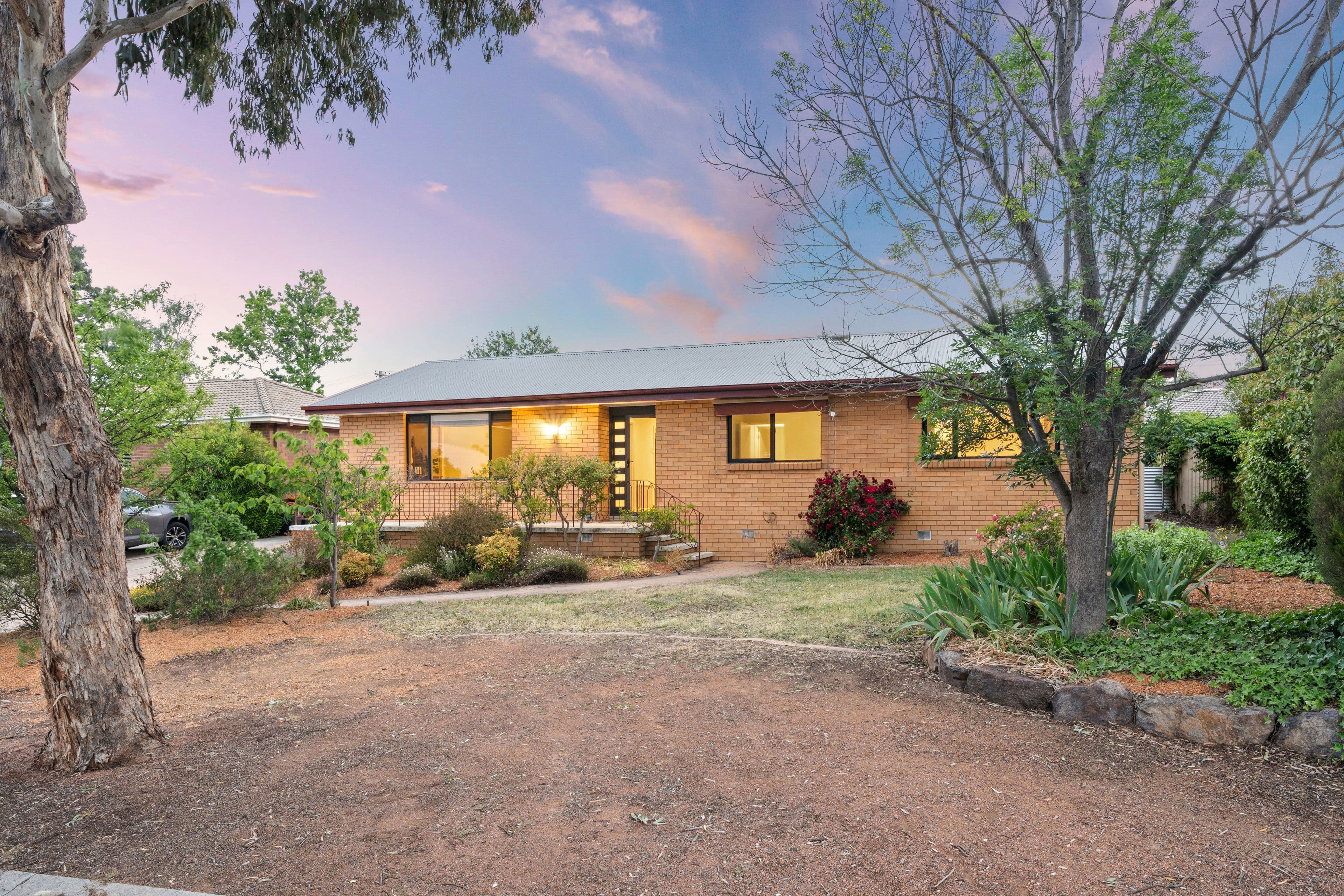 8 Morton Street , Weetangera ACT 2614, Weetangera - Thumbnail 2