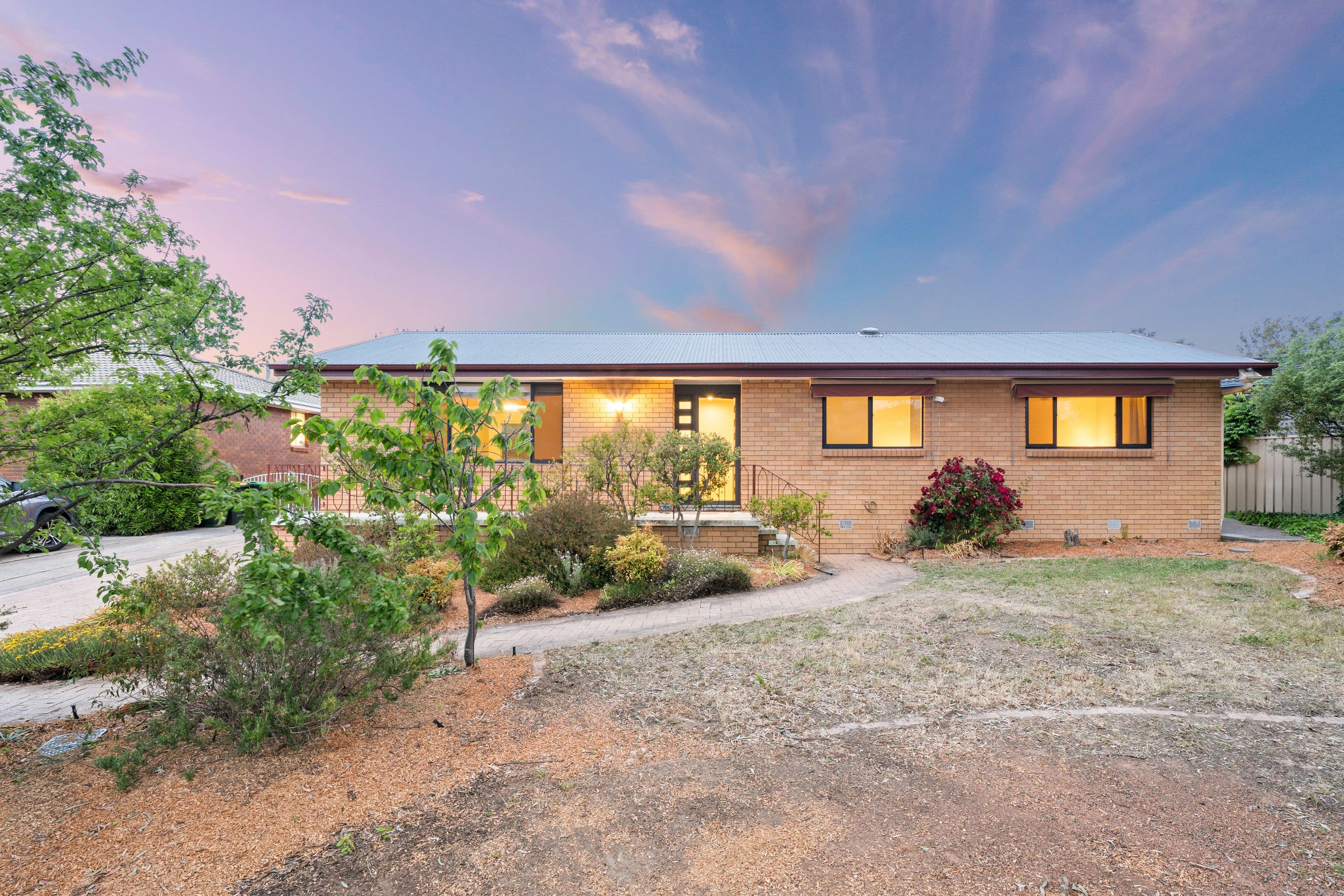 8 Morton Street , Weetangera ACT 2614, Weetangera - Thumbnail 3