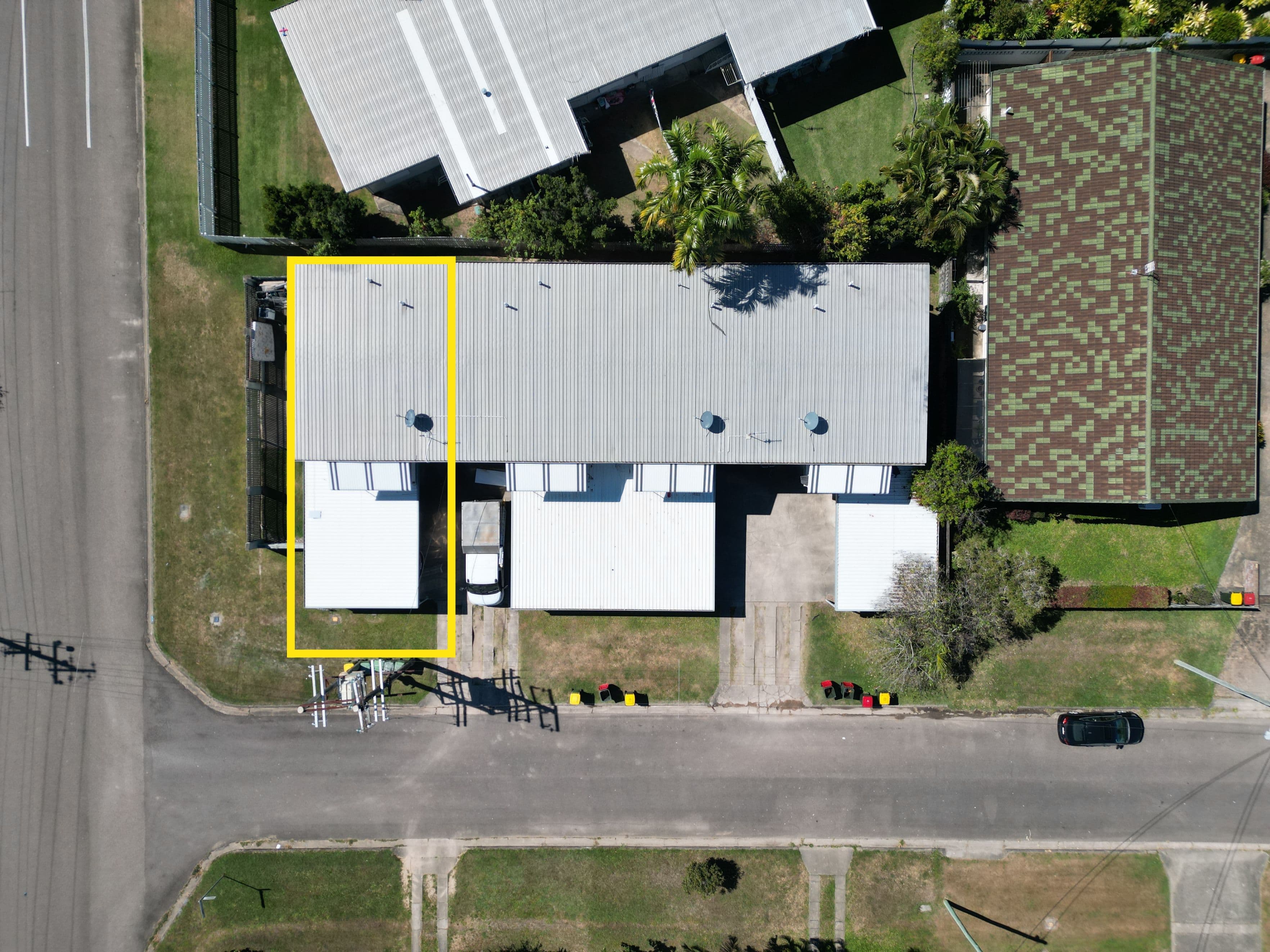 32 Carr Street , Hermit Park QLD 4812, Hermit Park - Thumbnail 2