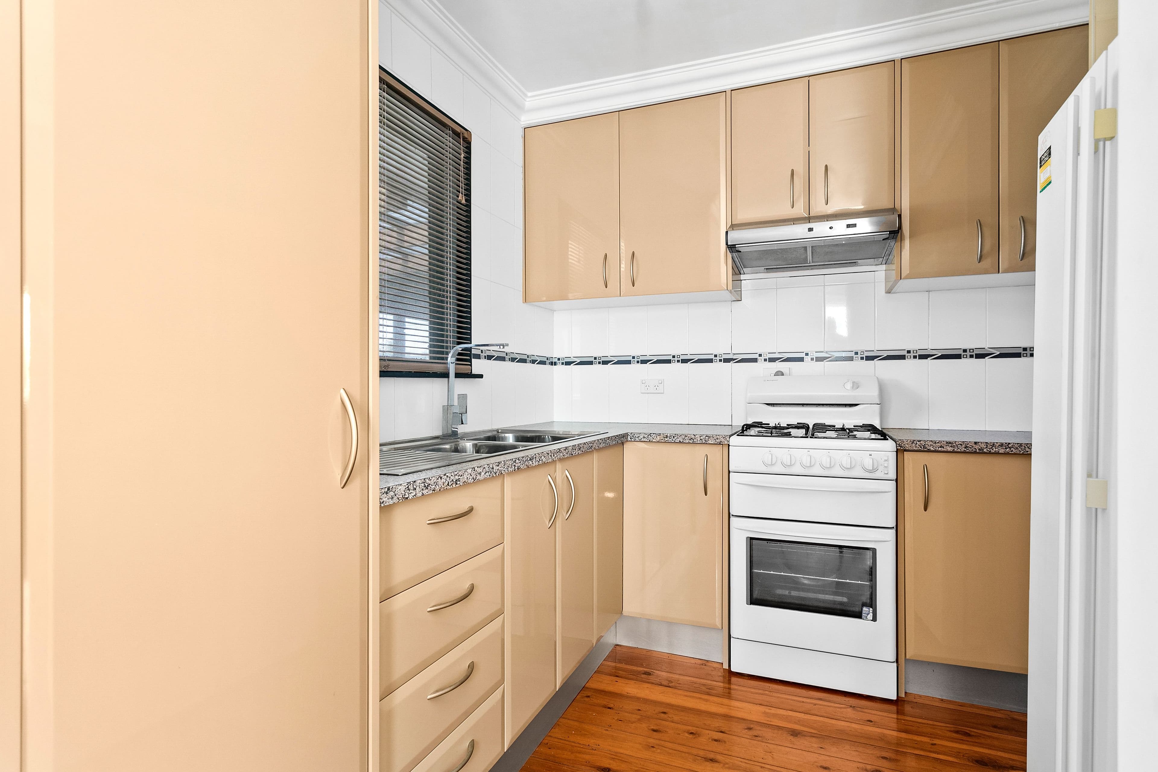 2 Roydon Avenue , Lake Illawarra NSW 2528, Lake Illawarra - Thumbnail 3