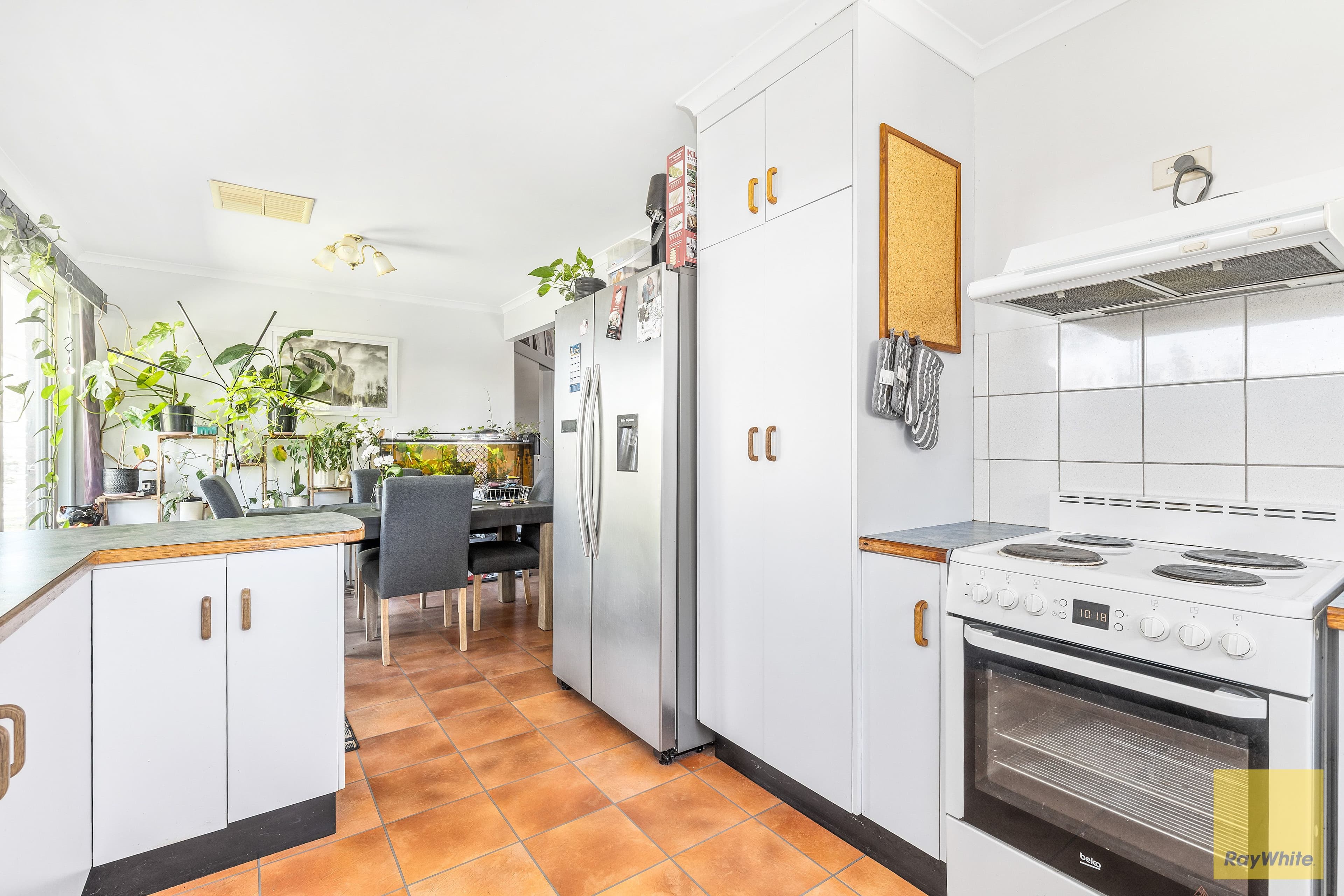 11 Eubar Place , Emerald QLD 4720, Emerald - Thumbnail 6