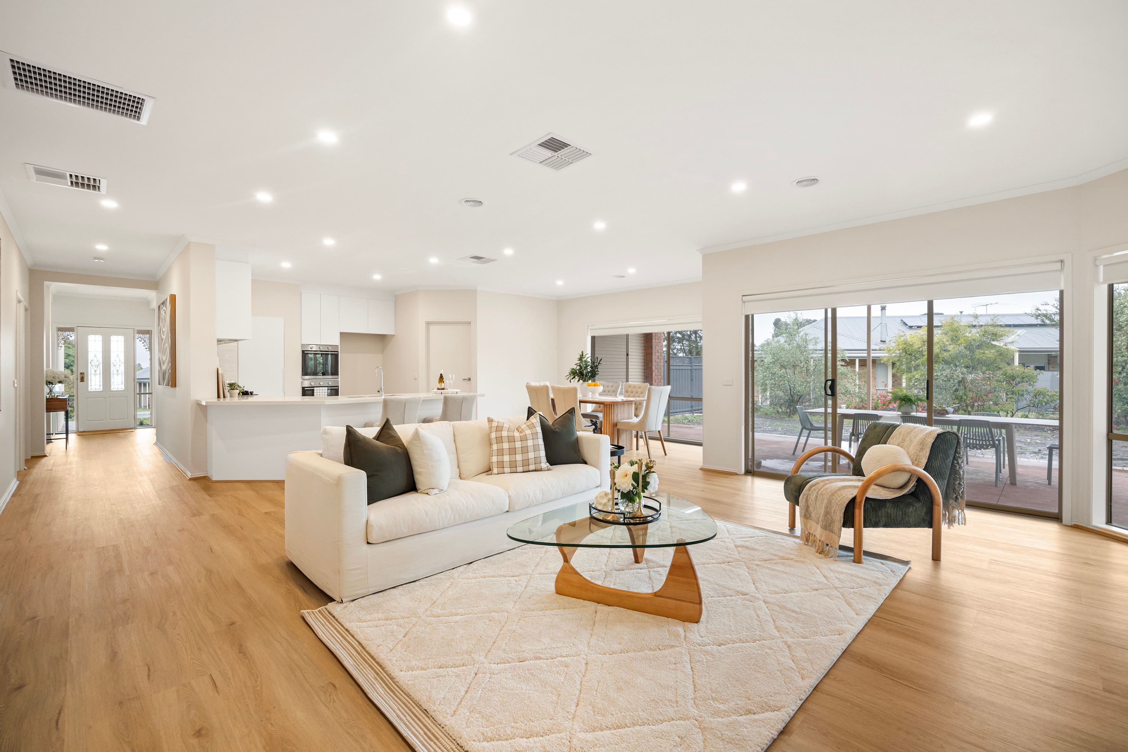 13 The Village Green , Sunbury VIC 3429, Sunbury - Thumbnail 5