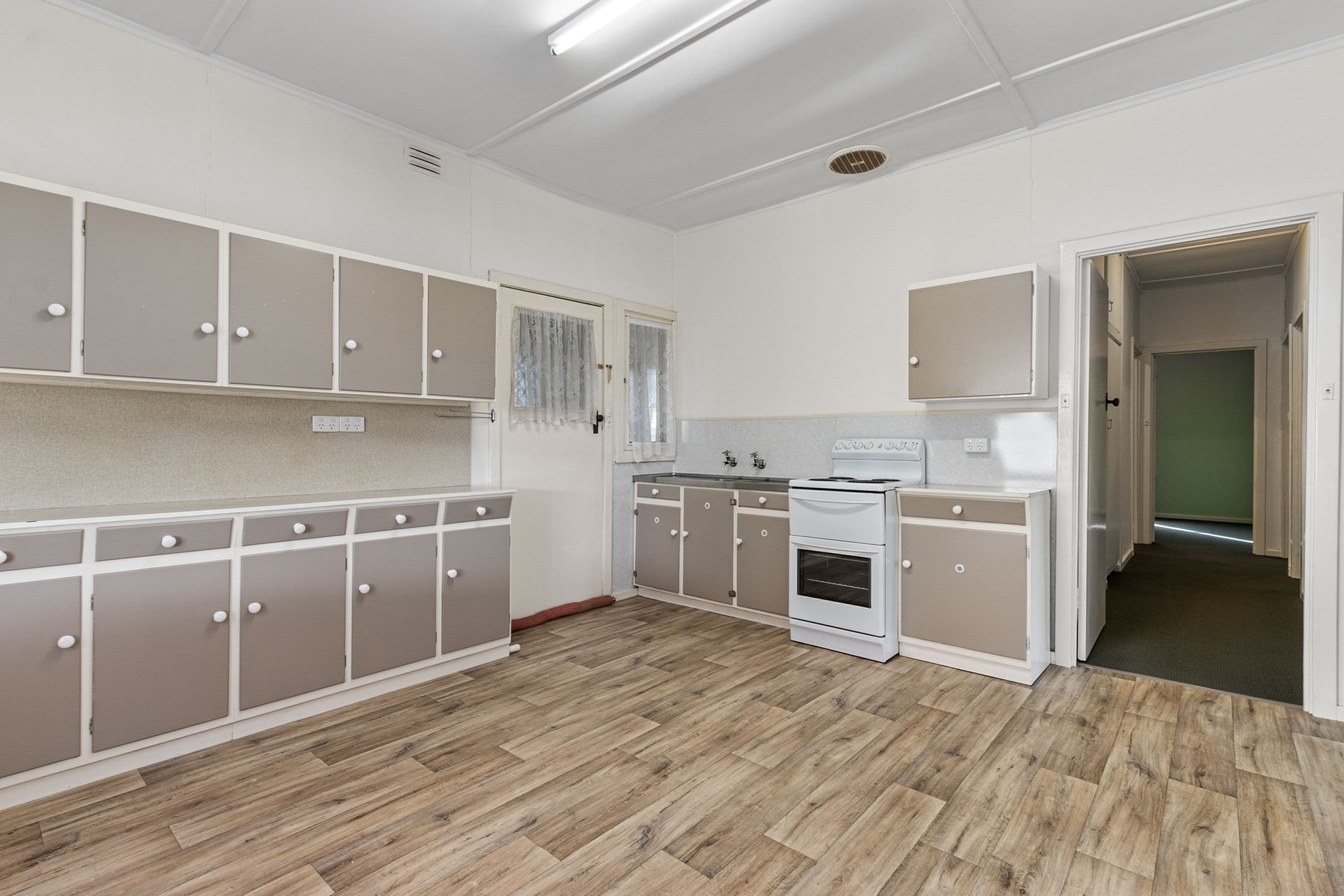 7 Wearn Street , Kadina SA 5554, Kadina - Thumbnail 3
