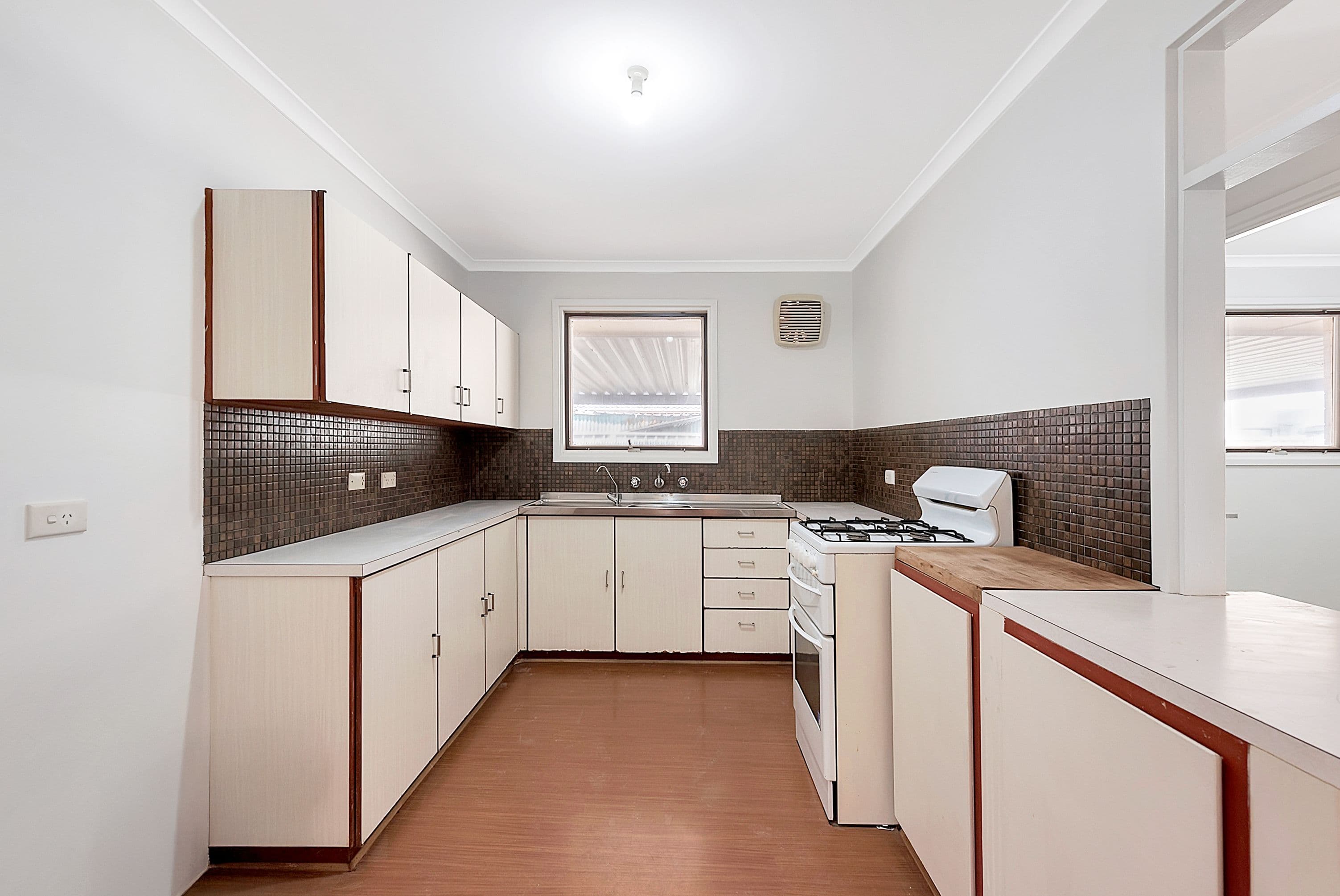 8 Walana Avenue , Salisbury North SA 5108, Salisbury North - Thumbnail 2