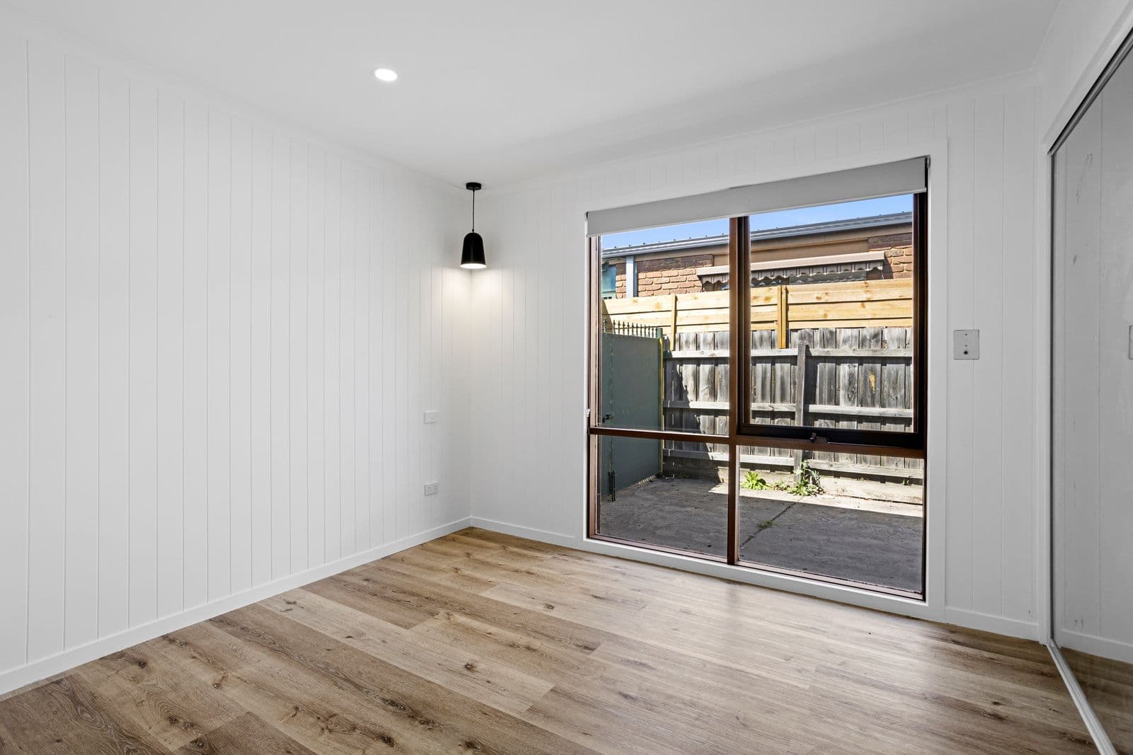 172 Ninth Avenue South, Rosebud - Thumbnail 4