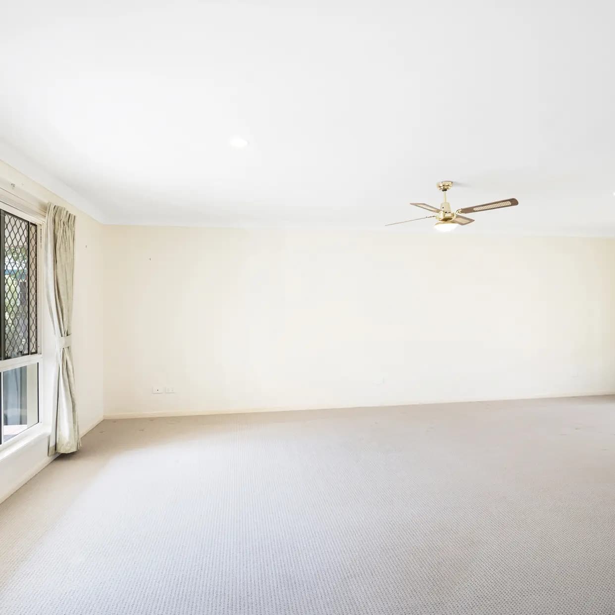 192 Endeavour Drive , Banksia Beach QLD 4507, Banksia Beach - Thumbnail 6