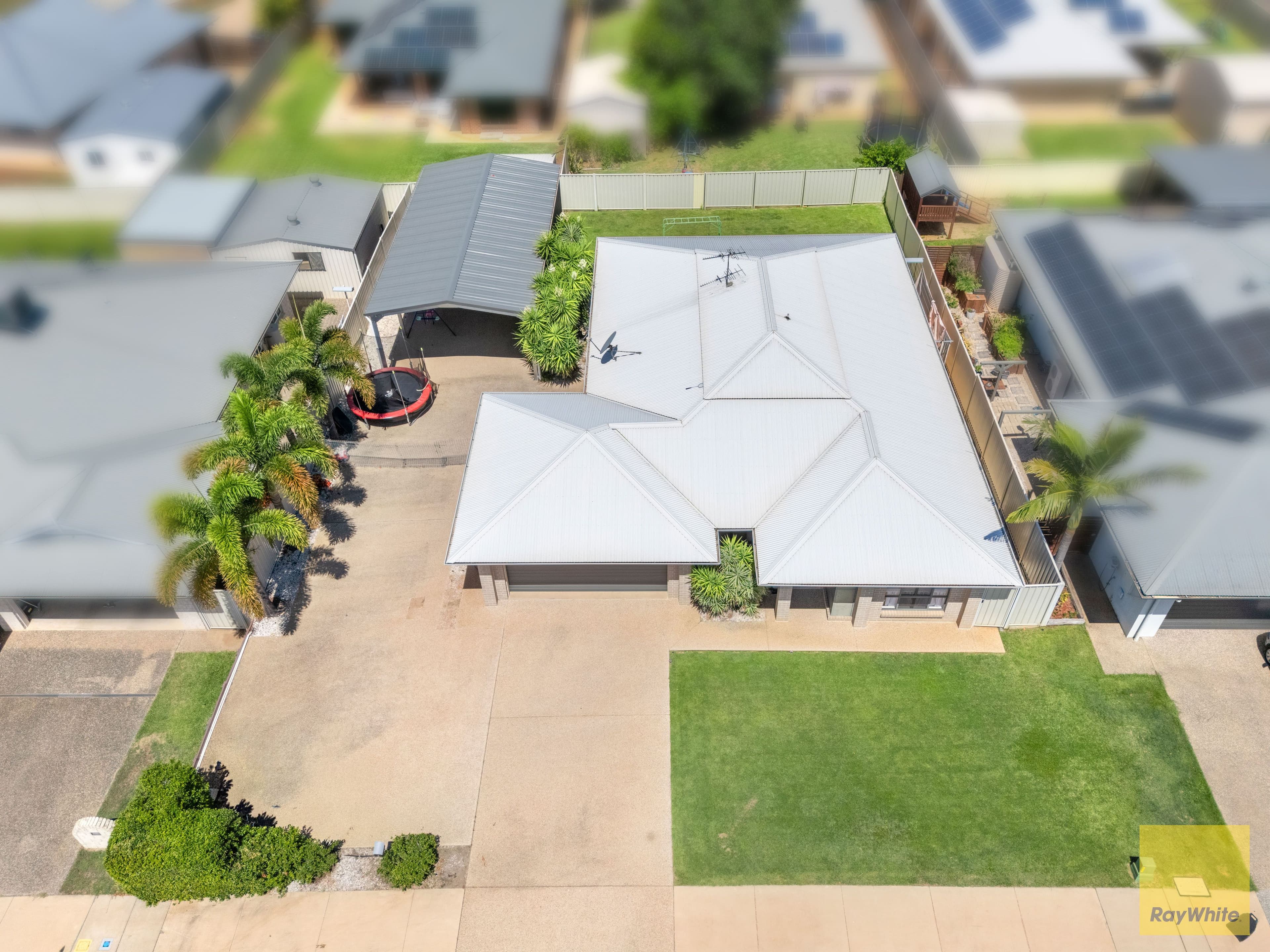 5 Maranda Street , Emerald QLD 4720, Emerald - Thumbnail 4