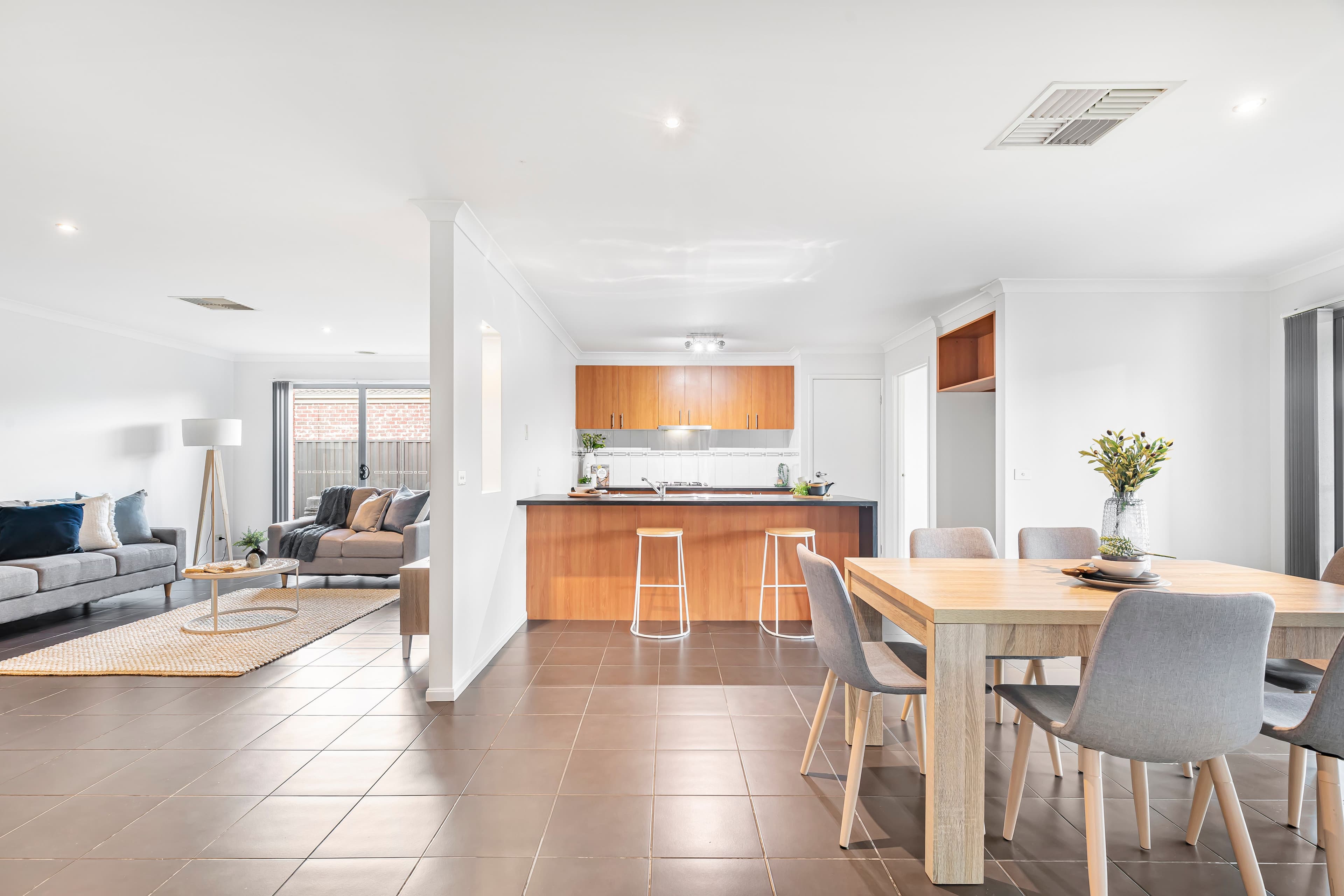42 Ebony Street , Cranbourne VIC 3977, Cranbourne - Thumbnail 5