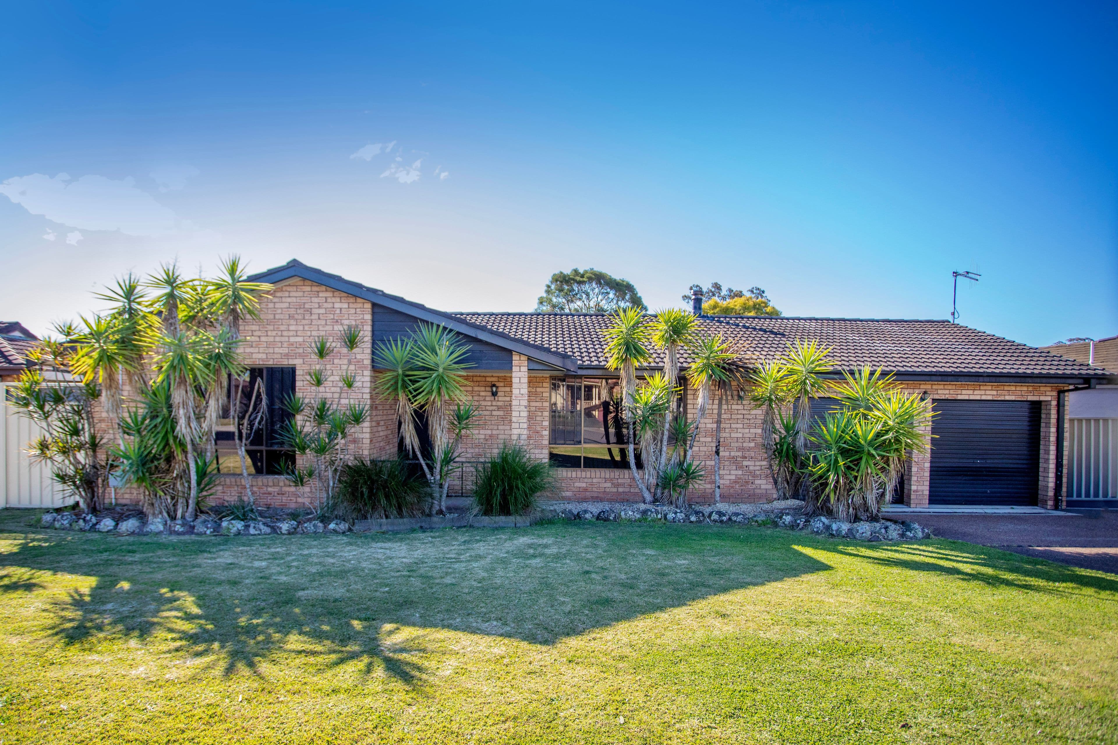 14 Hickory Crescent, Taree - Image 1