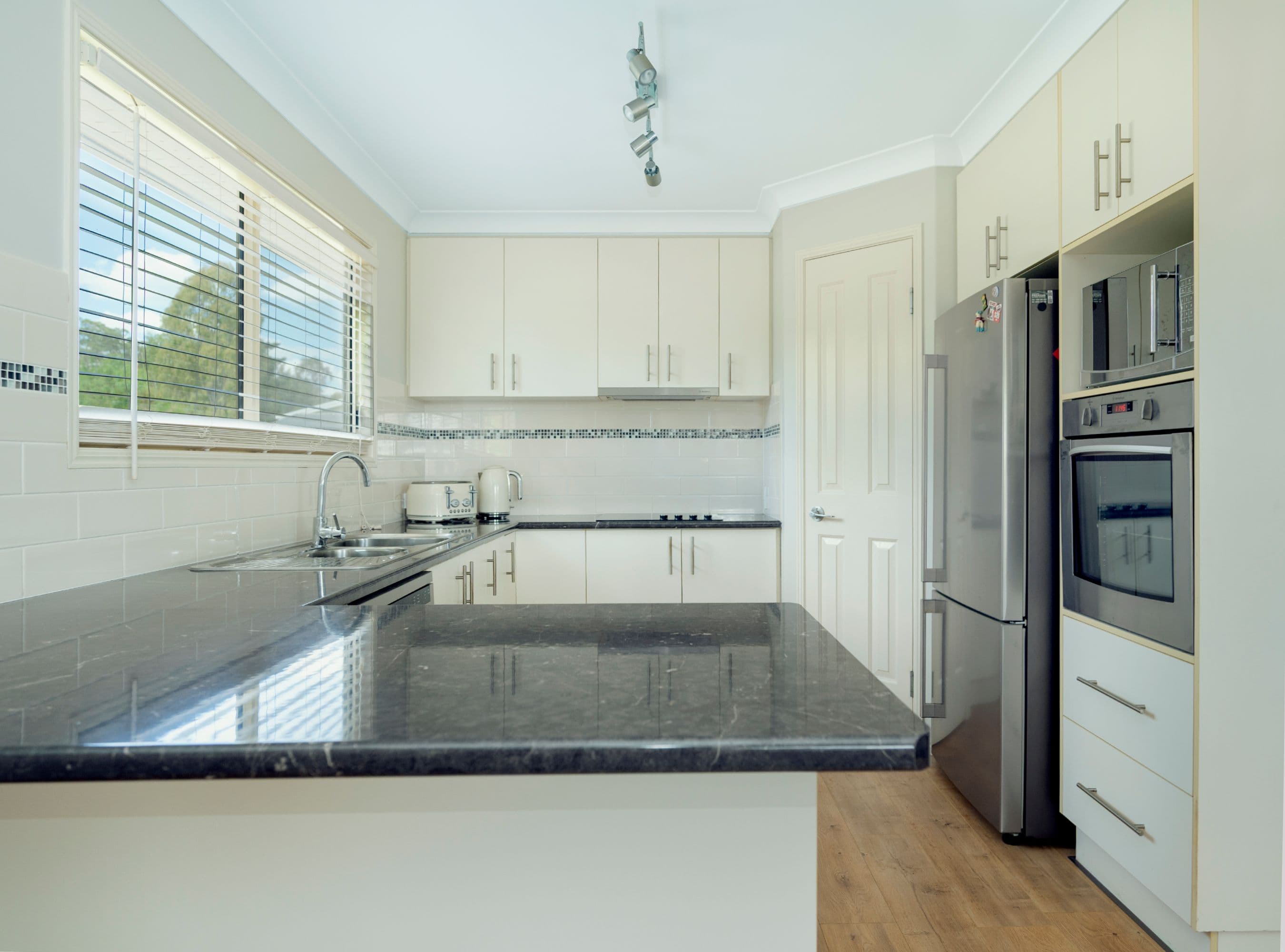 12 Lake Drive , Meringandan QLD 4352, Meringandan - Thumbnail 4