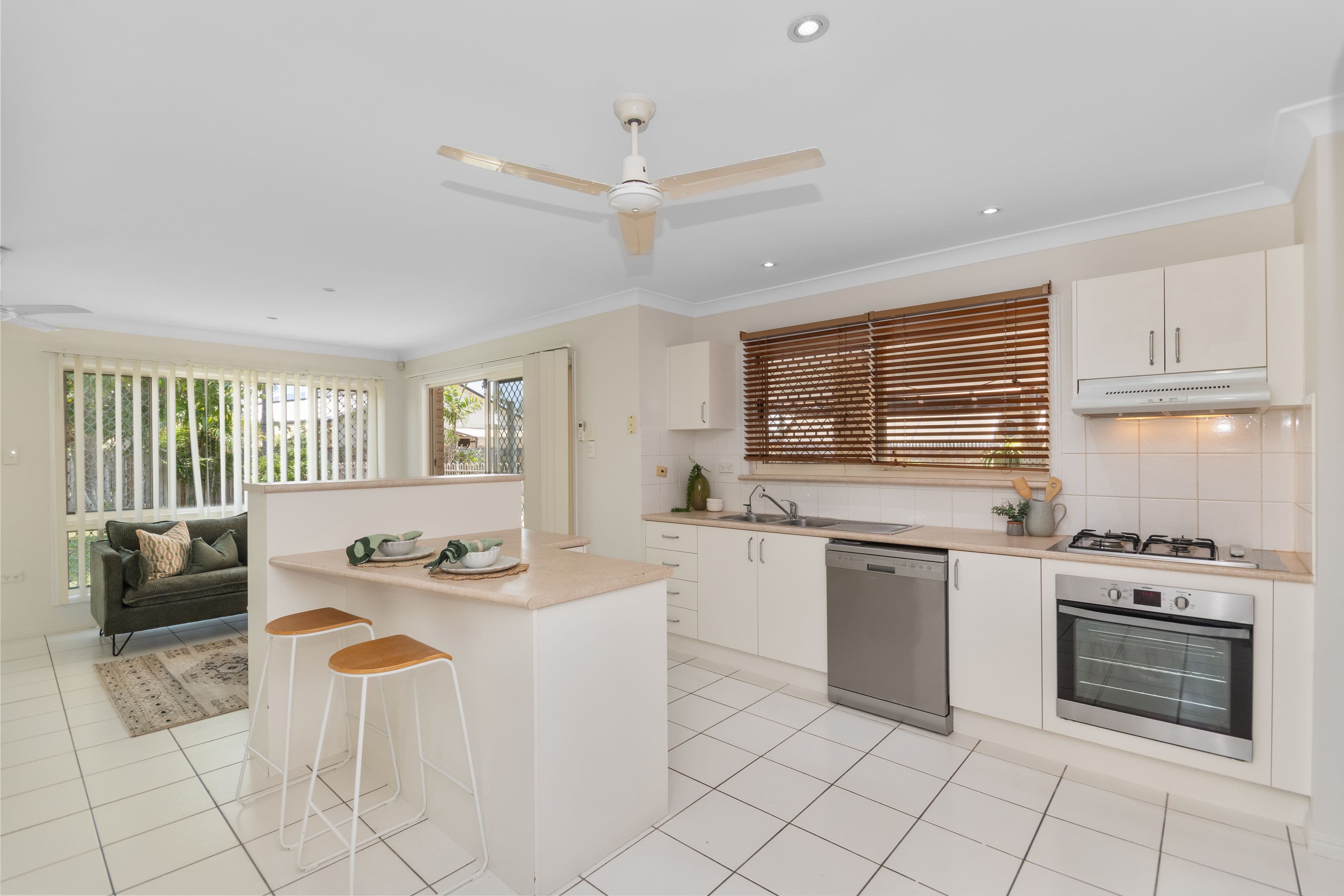3 Hazelwood Court , Annandale QLD 4814, Annandale - Thumbnail 2