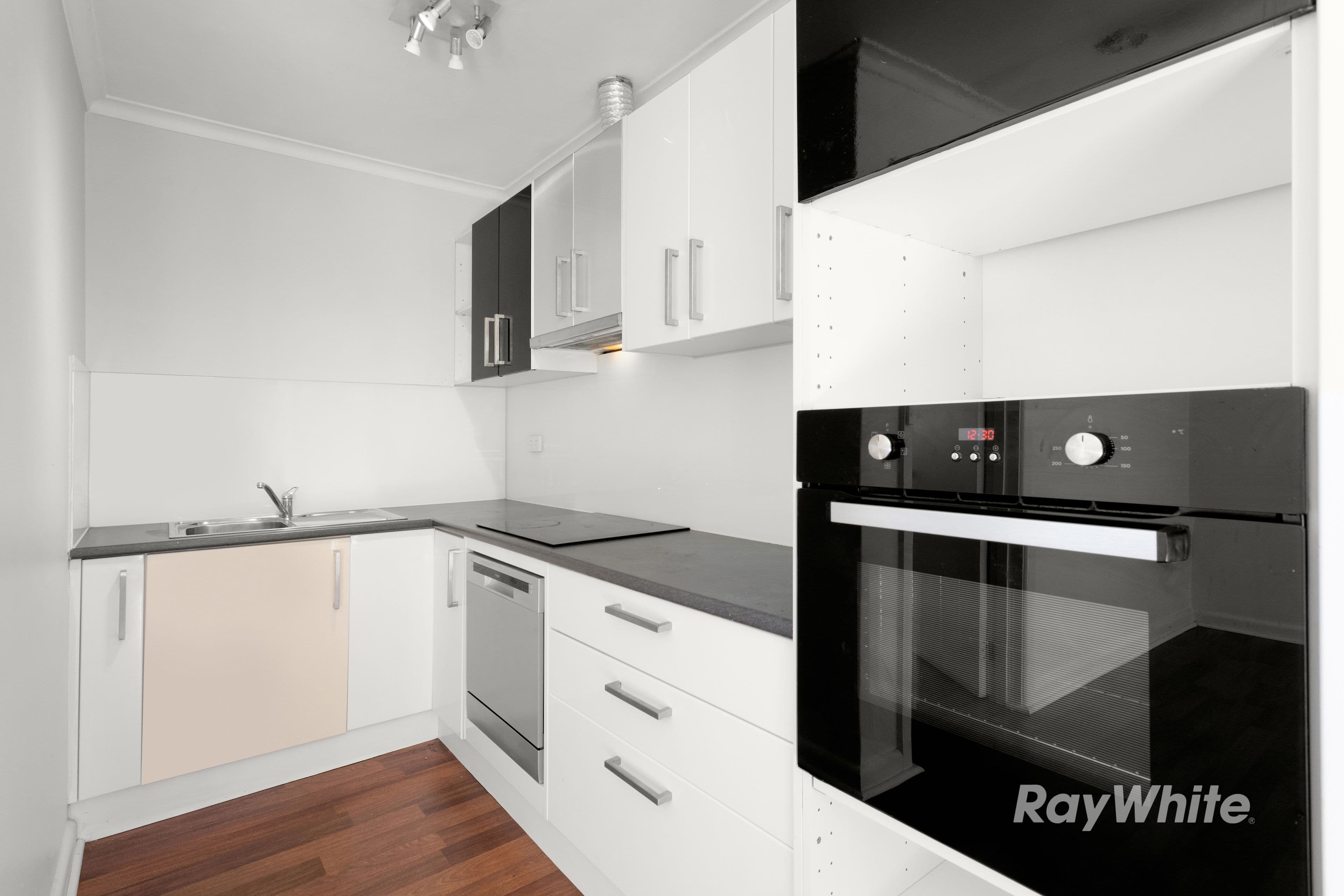 1 Kokaribb Road , Carnegie VIC 3163, Carnegie - Thumbnail 3