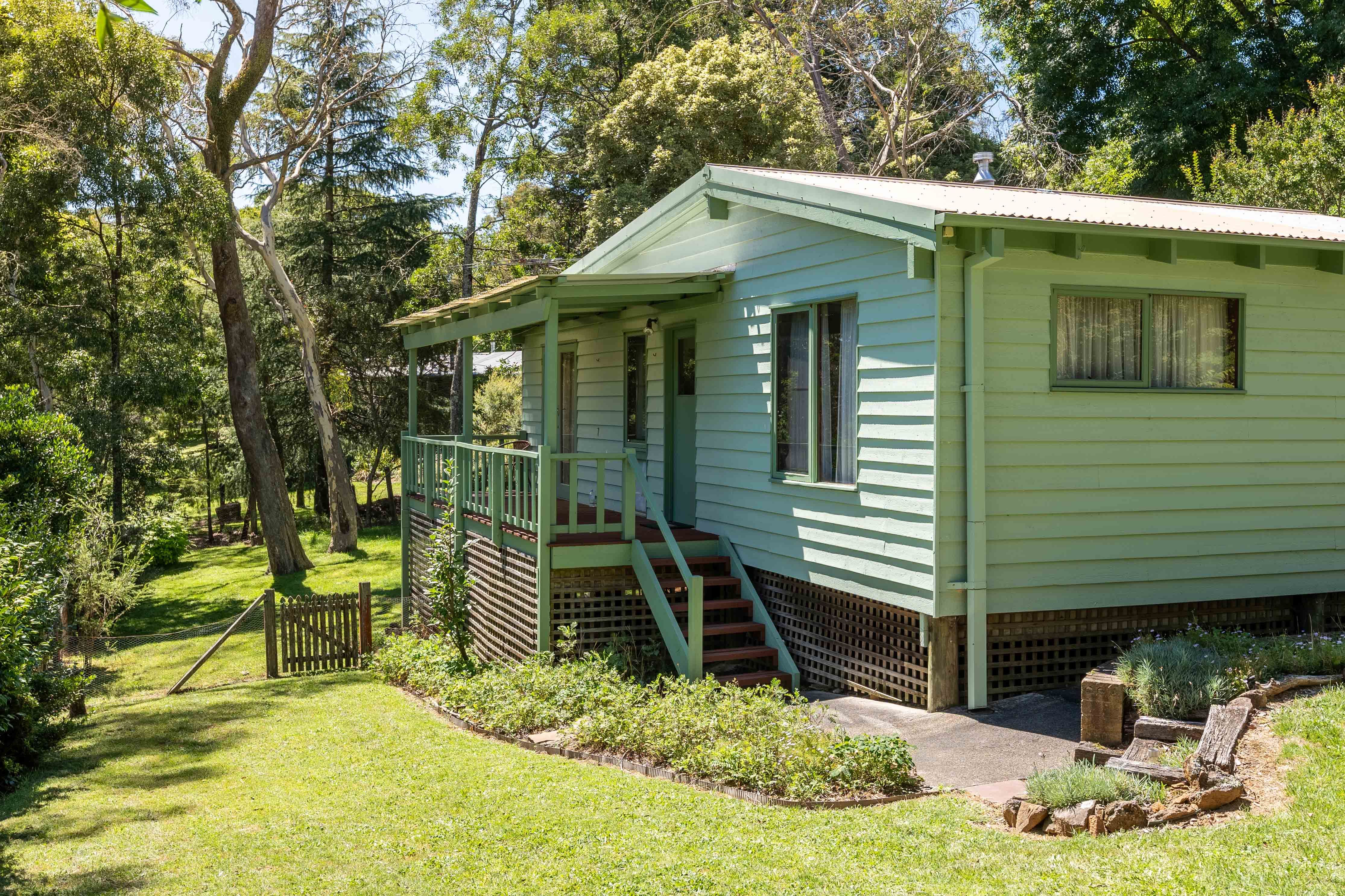 98 Clarence Road, Blackheath - Image 1