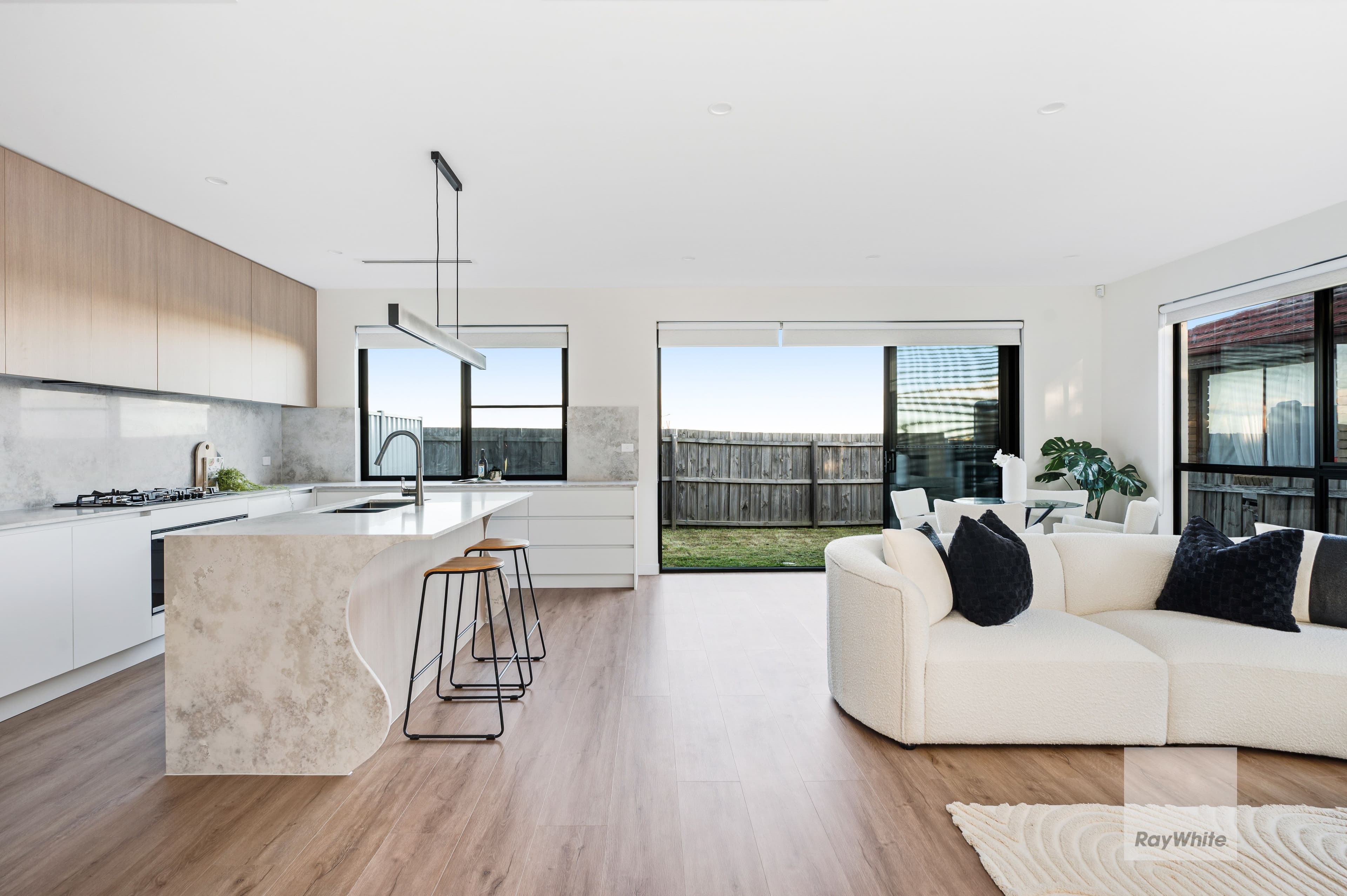 32 Linacre Crescent , Gladstone Park VIC 3043, Gladstone Park - Thumbnail 5
