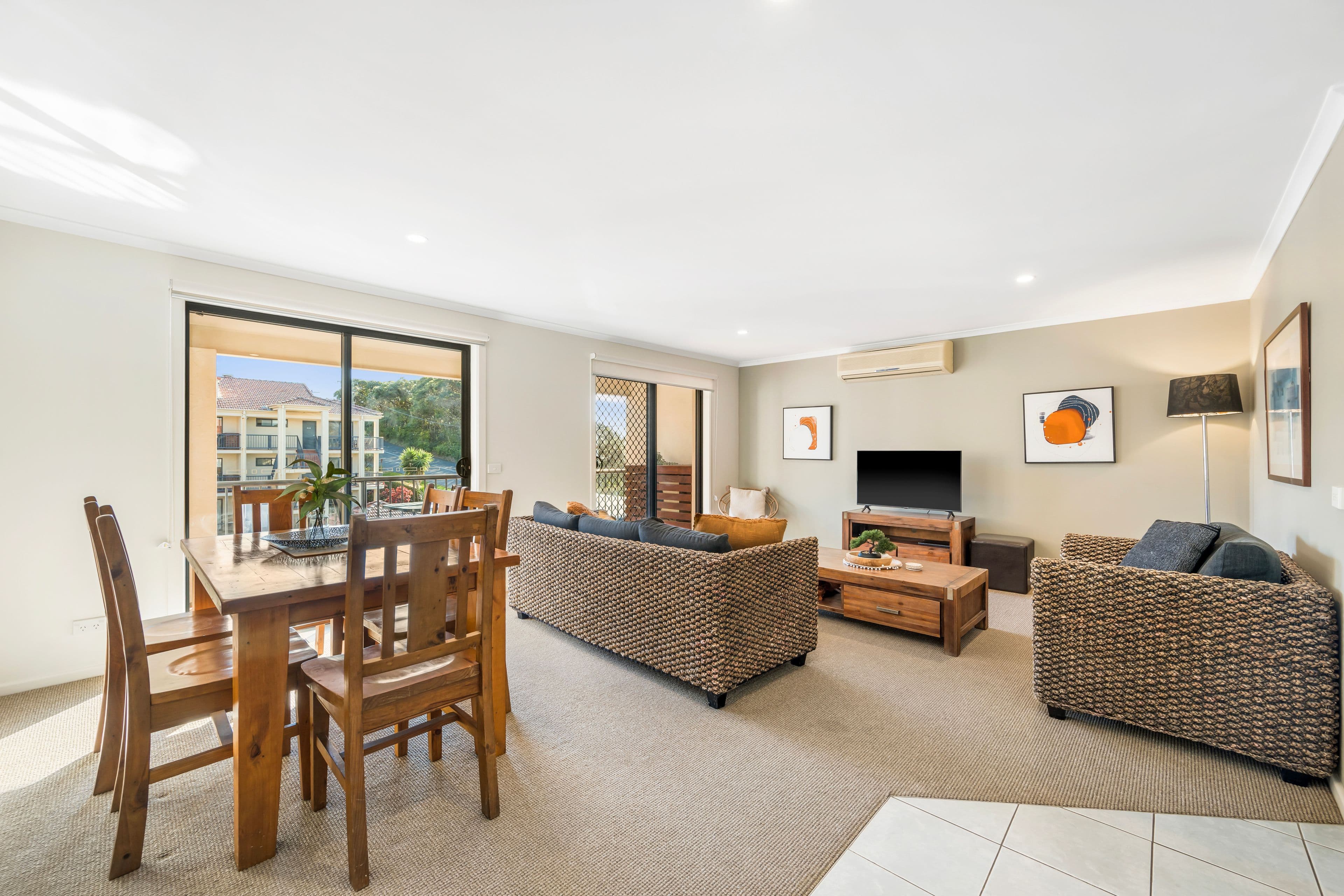 37 Pacific Drive, Port Macquarie - Thumbnail 2