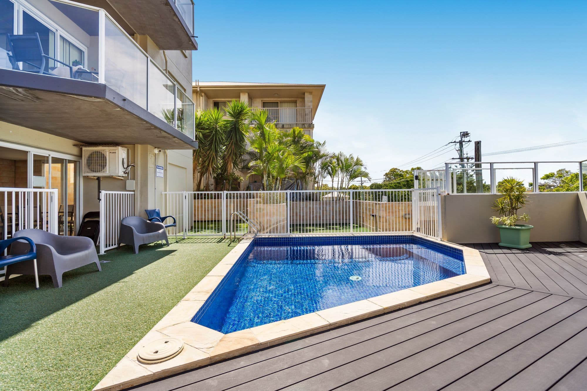 96 High Street , Southport QLD 4215, Southport - Thumbnail 2