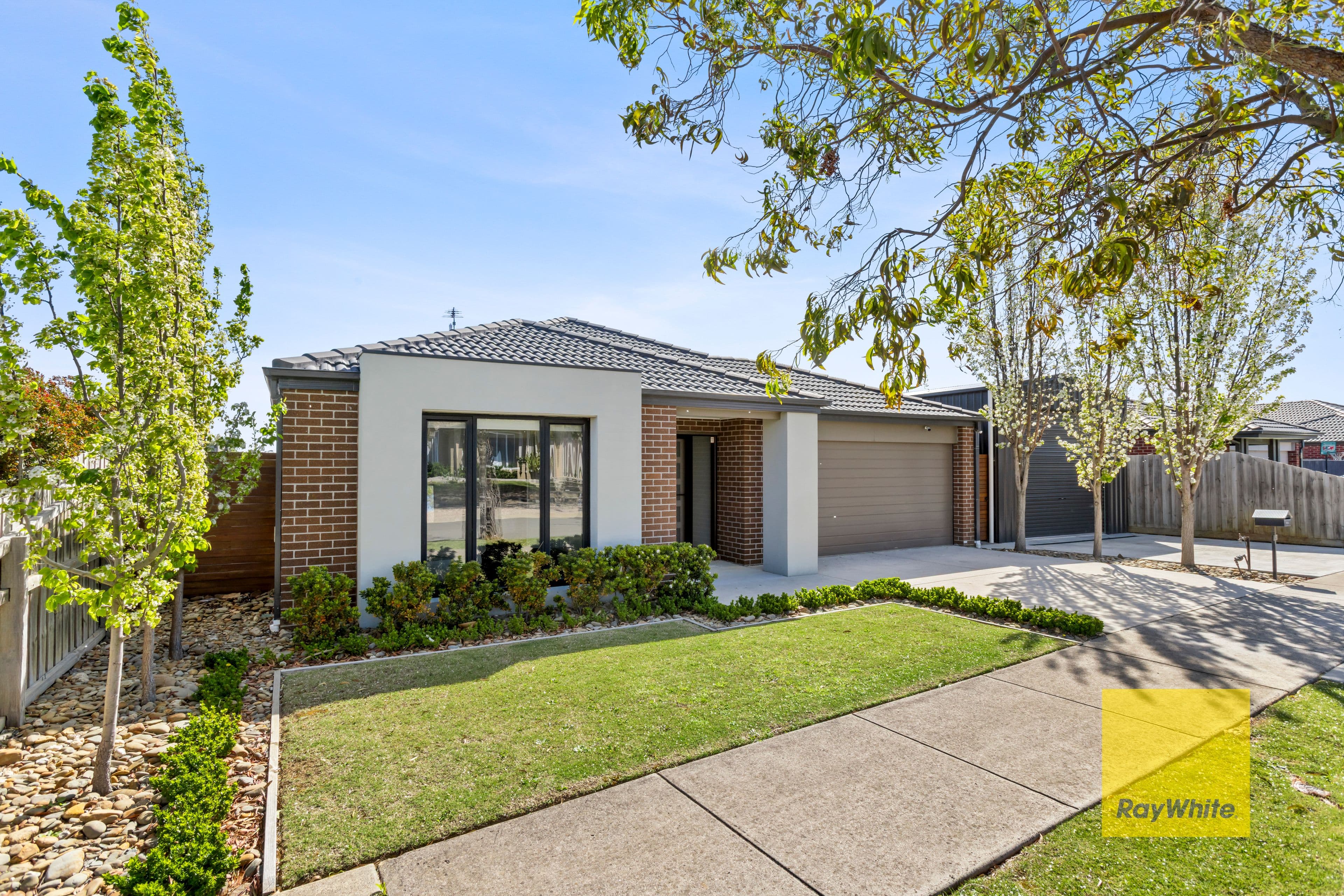 5 Hamish Drive , Bannockburn VIC 3331, Bannockburn - Thumbnail 2