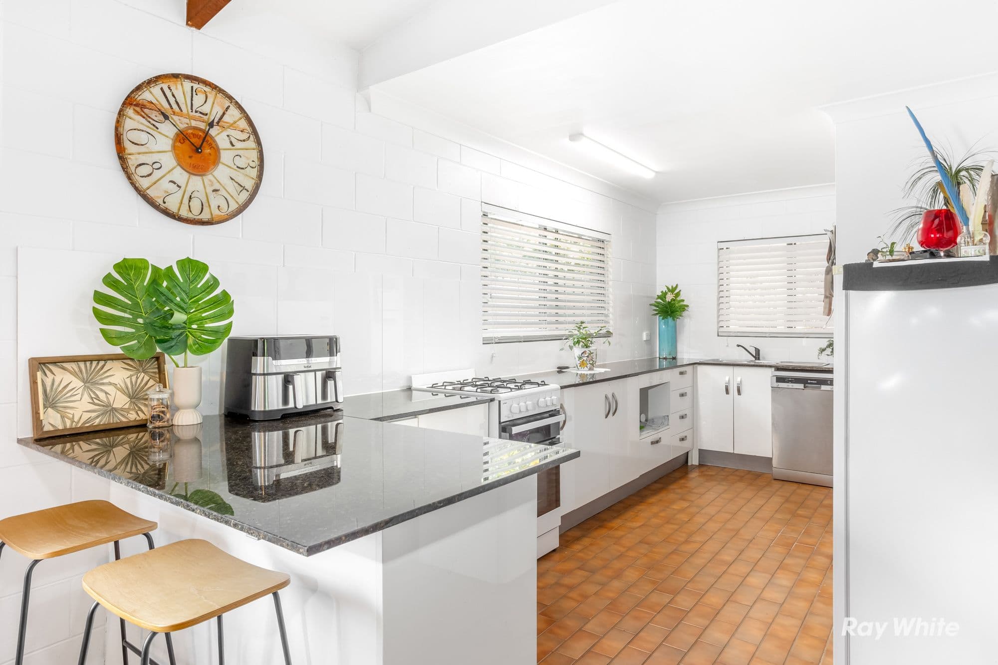 3 Cassia Avenue , Taranganba QLD 4703, Taranganba - Thumbnail 2