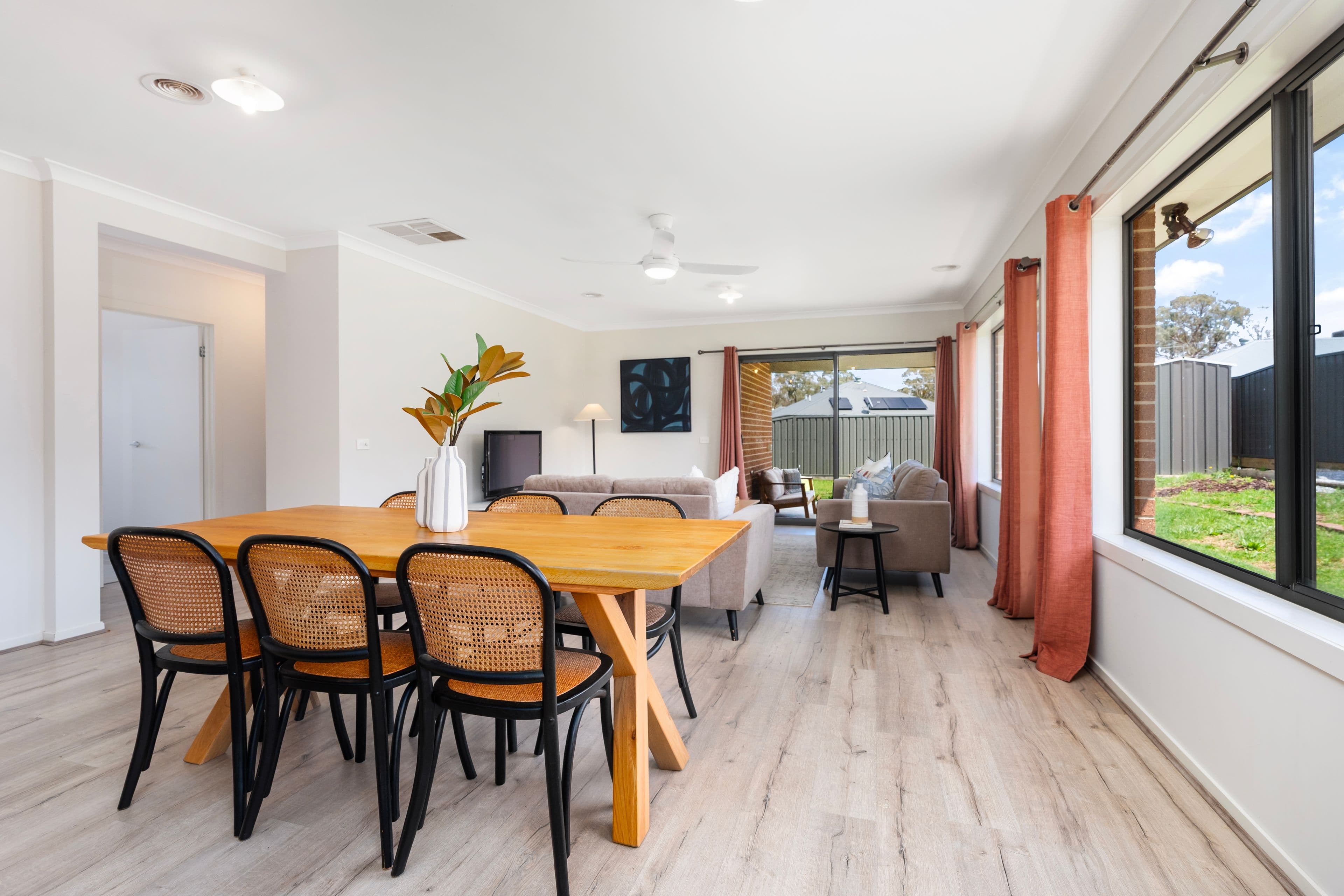 32 Barossa Way, Thurgoona - Thumbnail 5