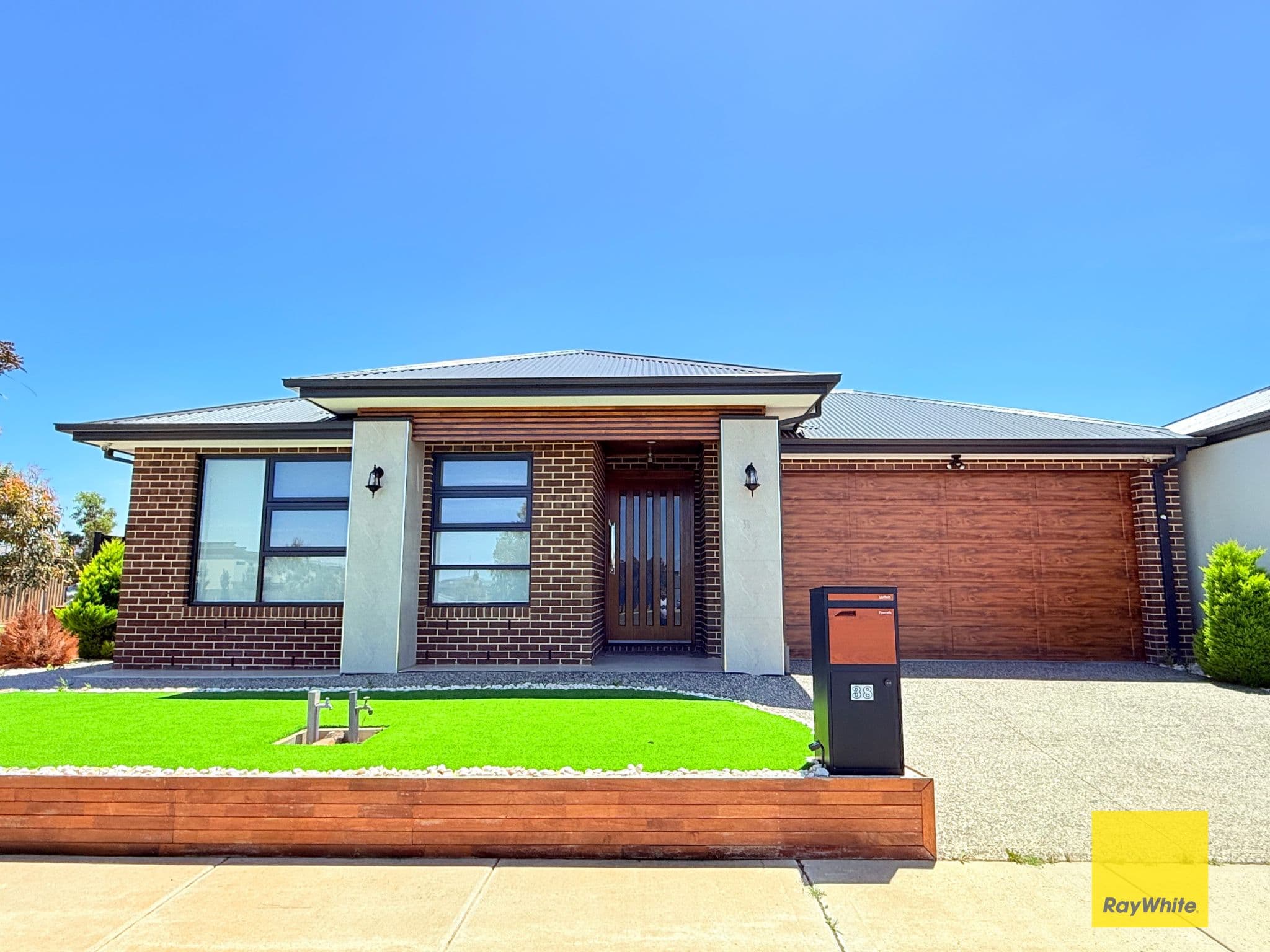 38 Goodison Grove , Mount Cottrell VIC 3024, Mount Cottrell - Thumbnail 2