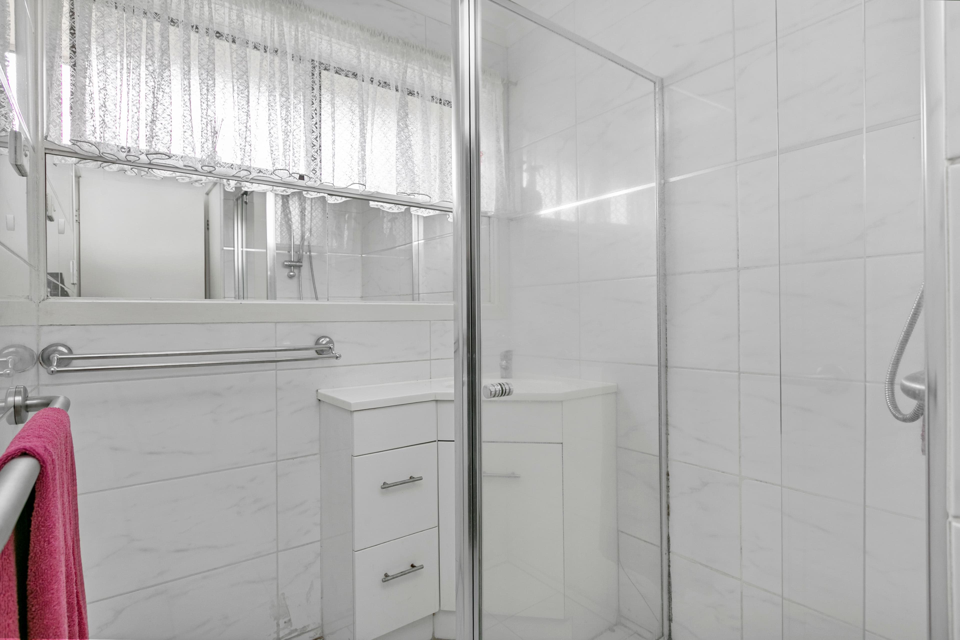 27 Lake Street , Reservoir VIC 3073, Reservoir - Thumbnail 8