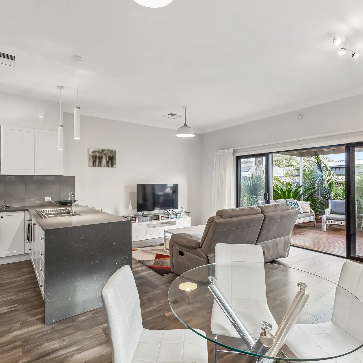 38 Paxton Street , Semaphore South SA 5019, Semaphore South - Thumbnail 6