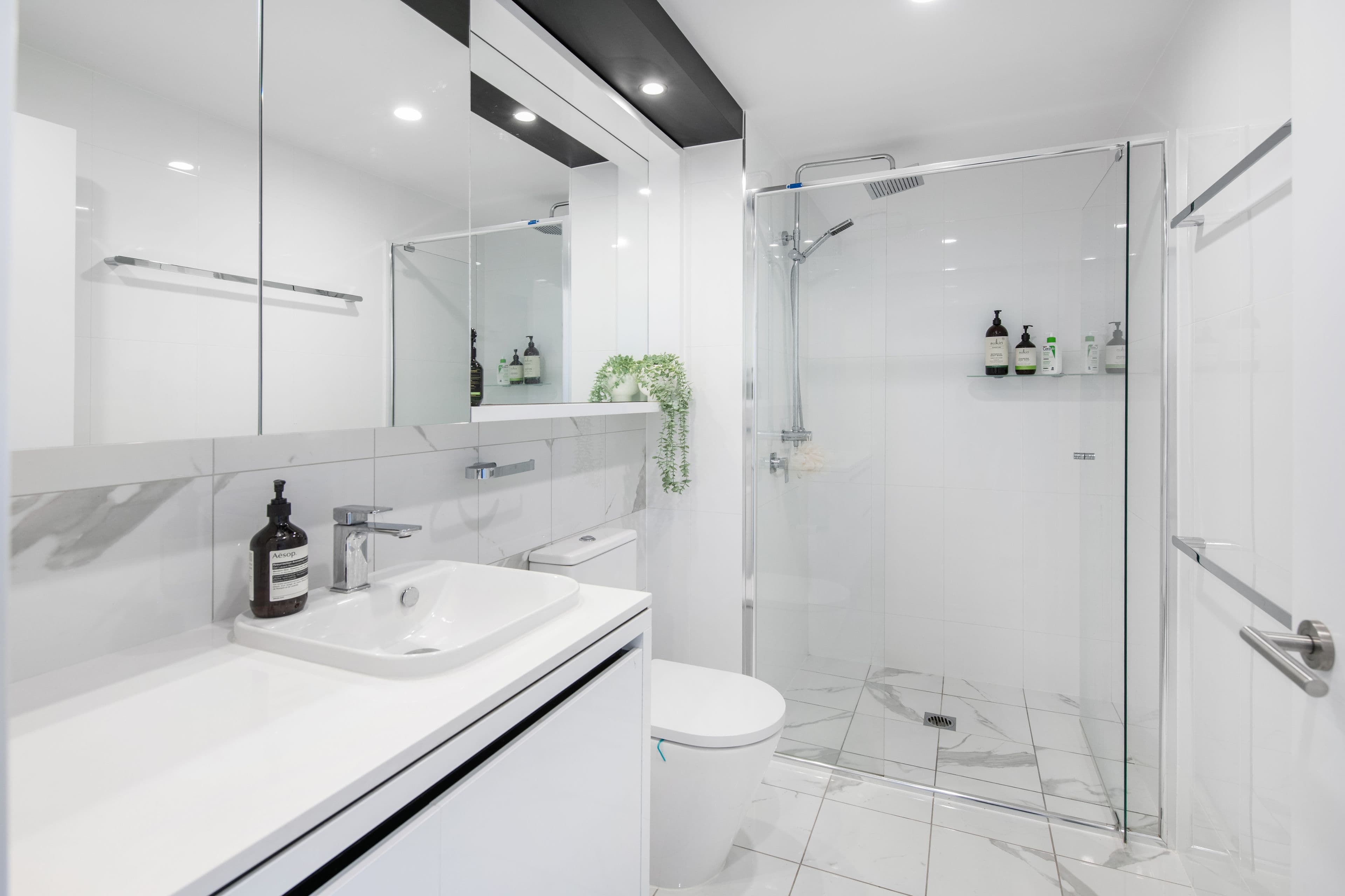 18 Chelsea Avenue , Broadbeach QLD 4218, Broadbeach - Thumbnail 6