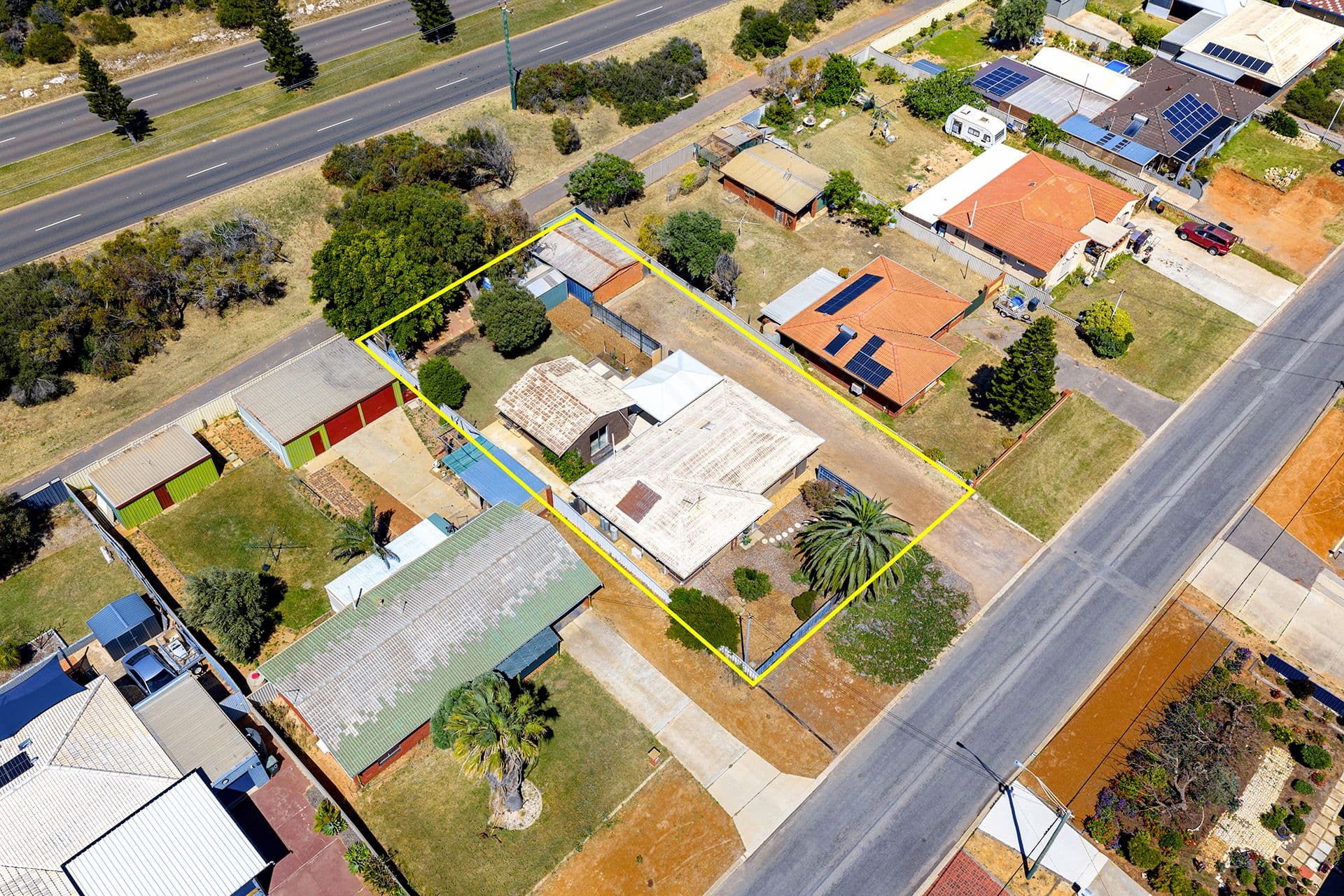 16 Roebuck Street , Mahomets Flats WA 6530, Mahomets Flats - Thumbnail 2