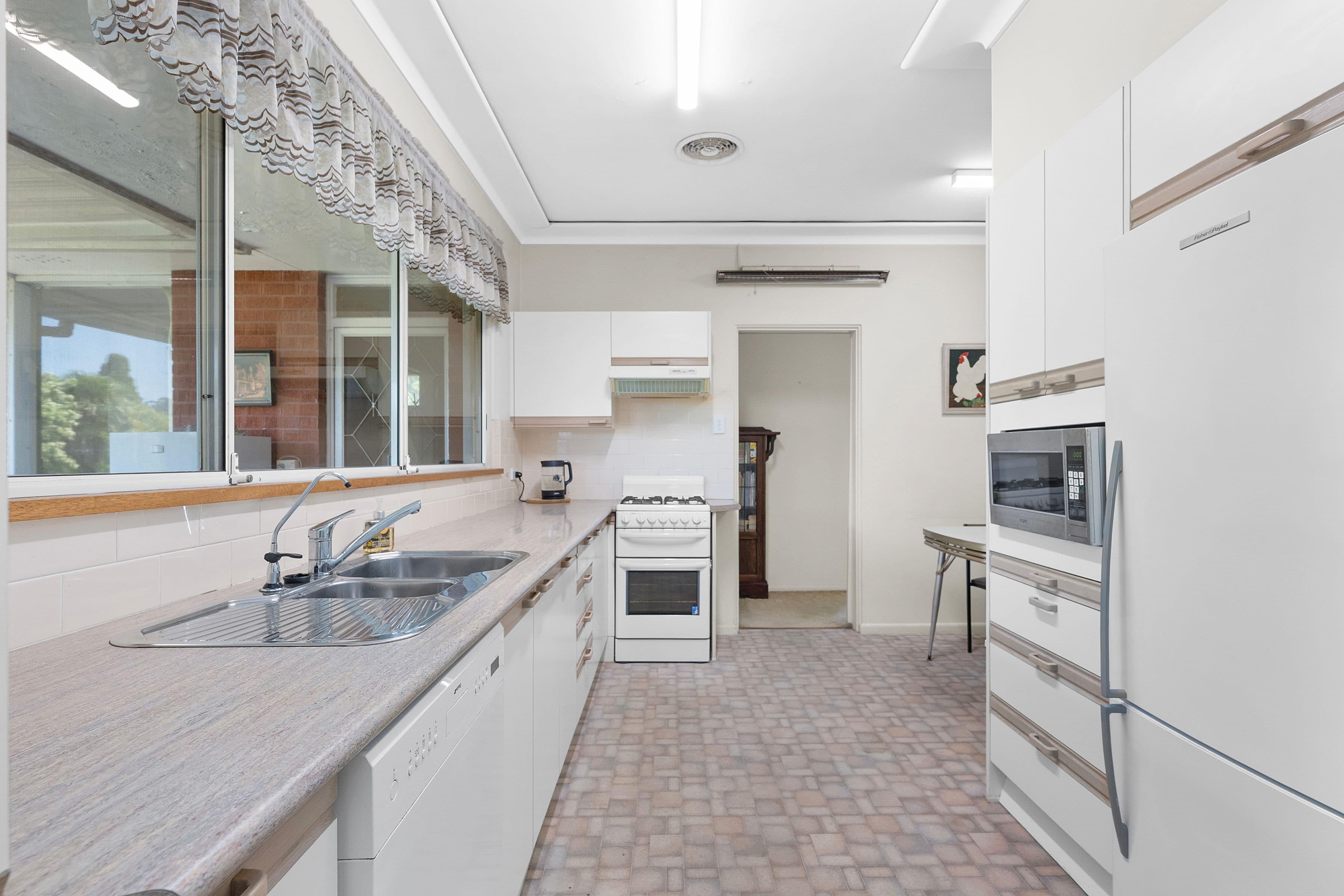 10 Bridgeview Crescent , Thornleigh NSW 2120, Thornleigh - Thumbnail 4