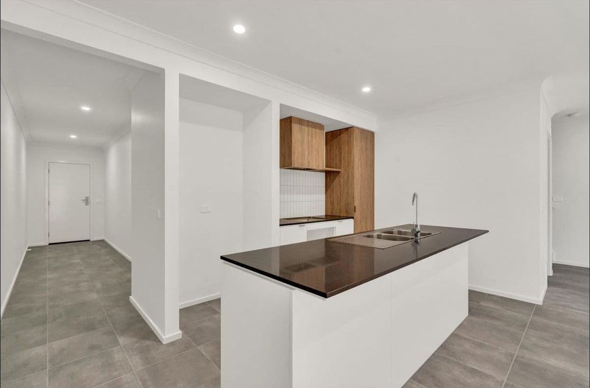 23 Wheatsheaf Road , Wyndham Vale VIC 3024, Wyndham Vale - Thumbnail 3