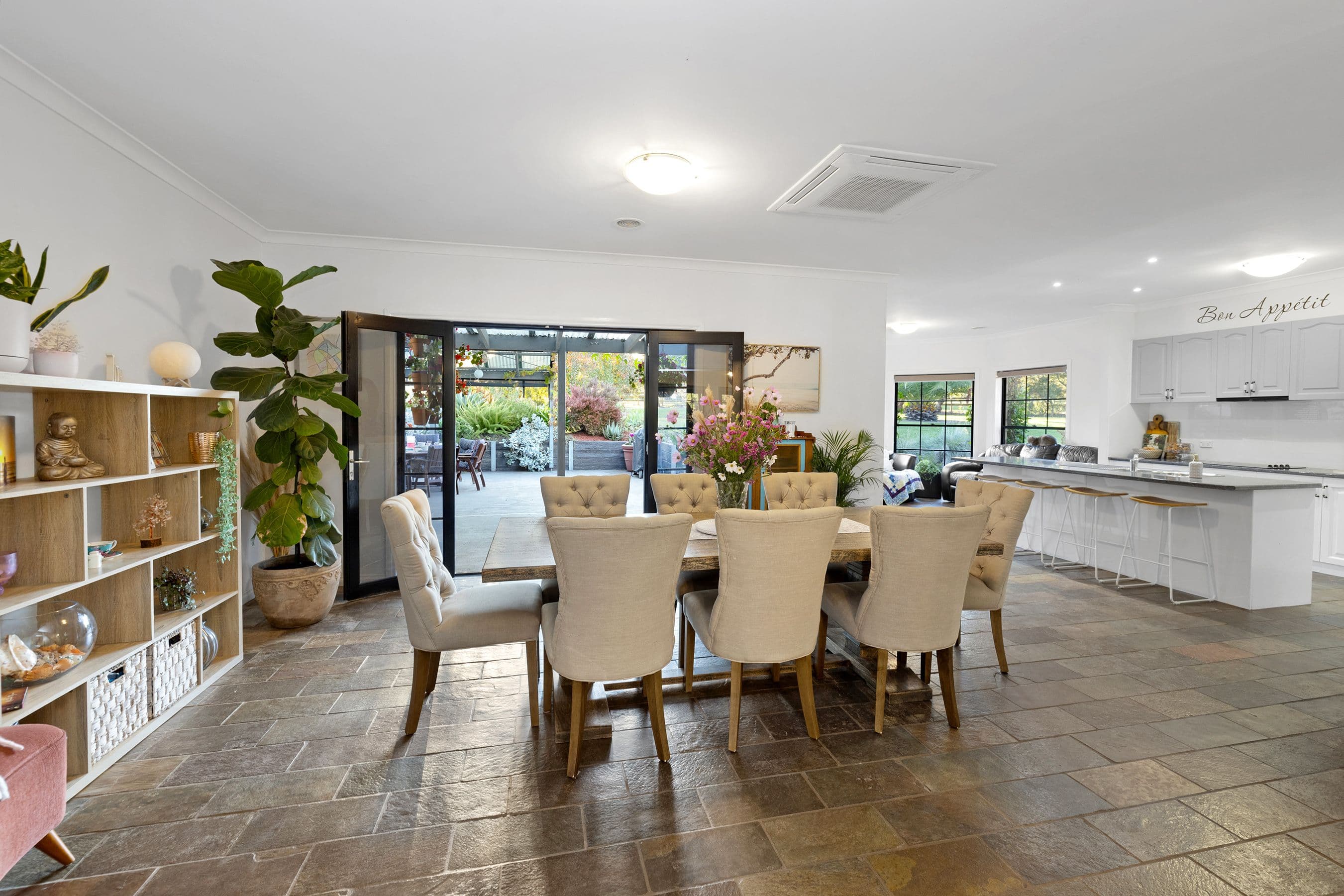 53 Roberts Road , Cobden VIC 3266, Cobden - Thumbnail 6