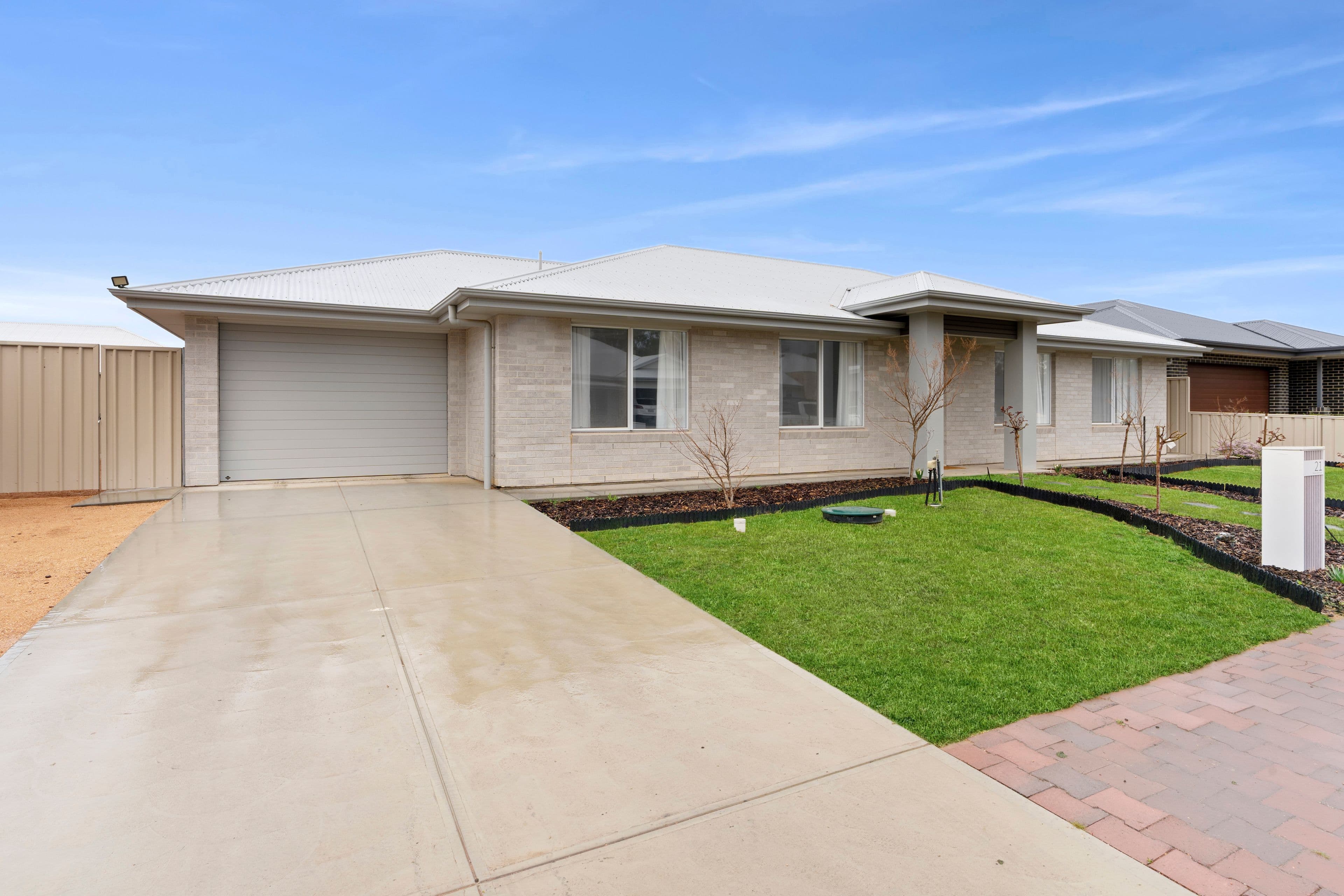 21 Dean Semler Drive , Renmark SA 5341, Renmark - Thumbnail 2