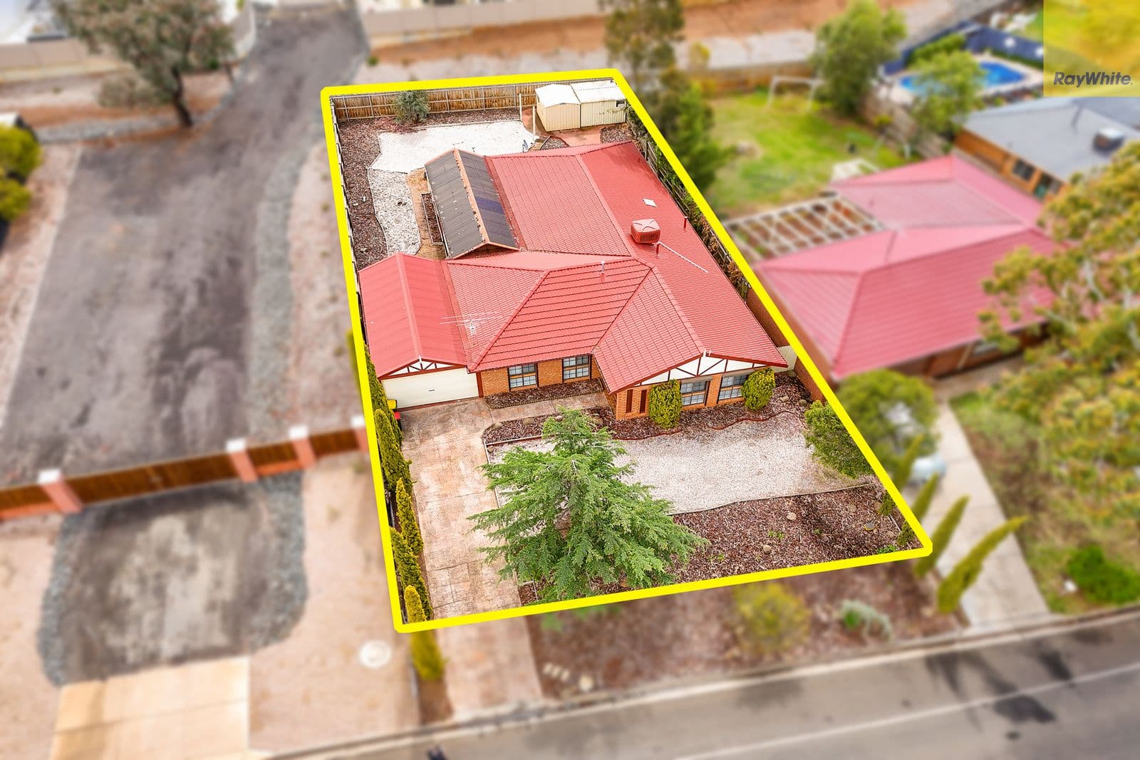 64 Underbank Boulevard , Bacchus Marsh VIC 3340, Bacchus Marsh - Thumbnail 3