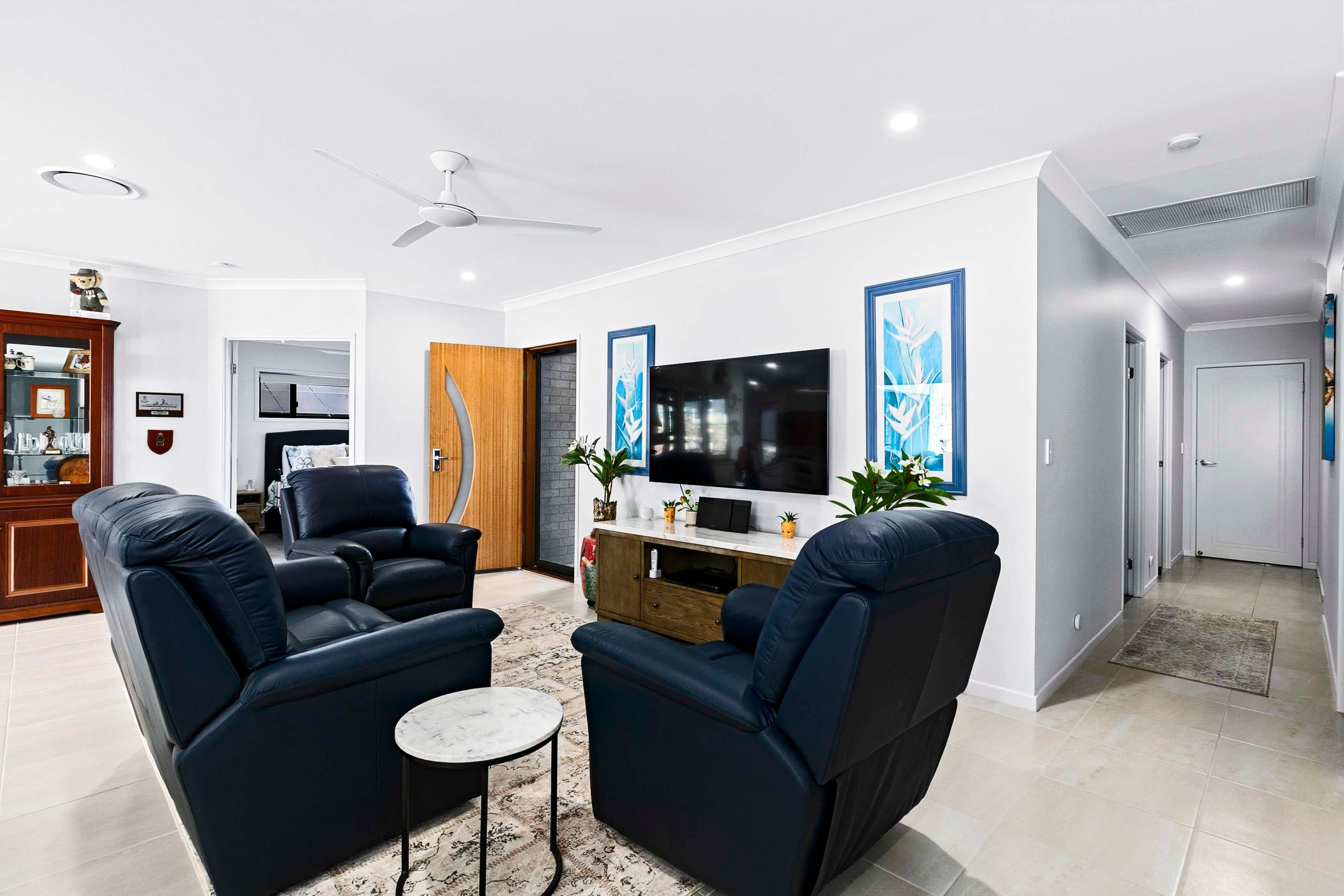 3 Sorrel Court , Nikenbah QLD 4655, Nikenbah - Thumbnail 3
