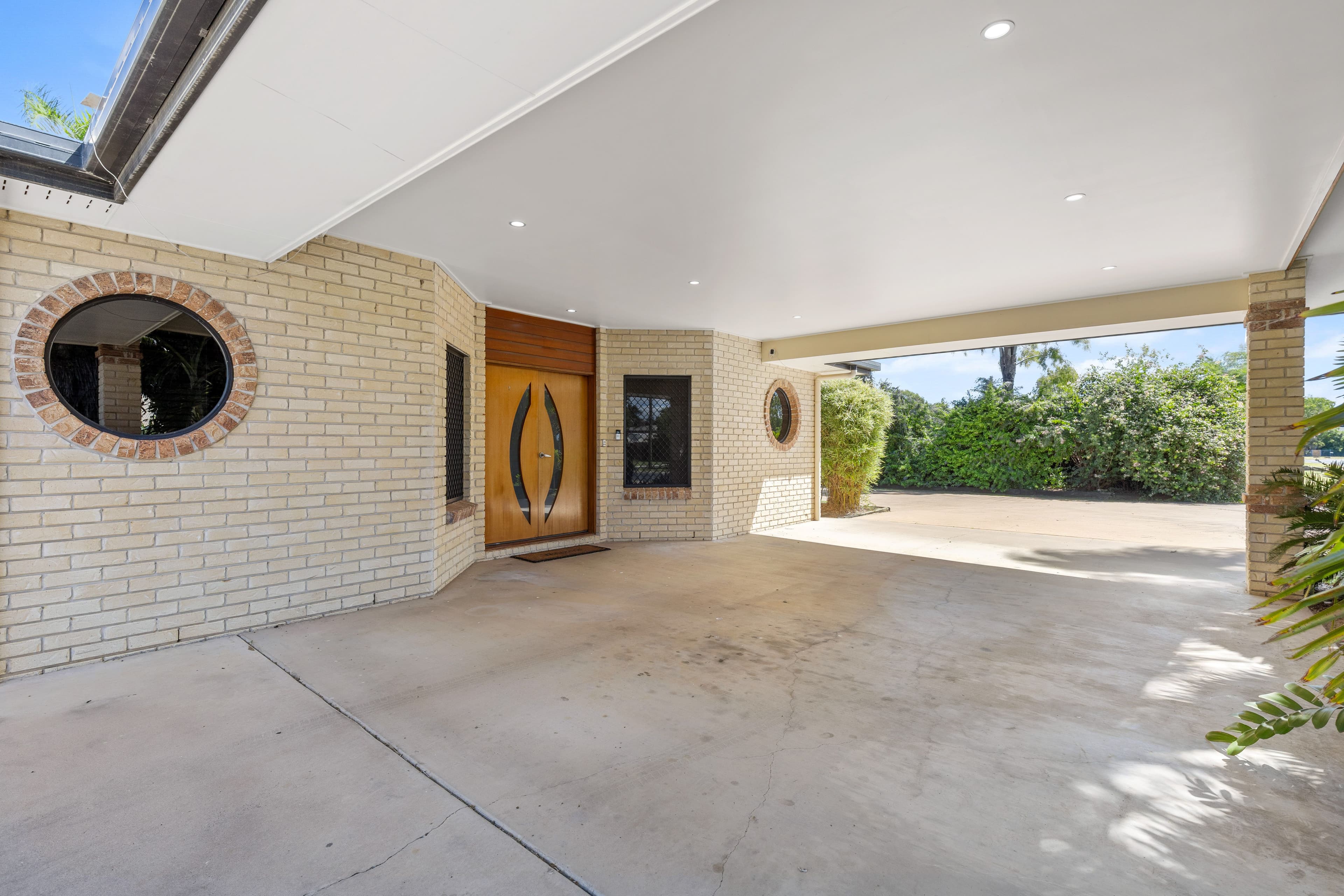 21 Russ Layton Drive , Emerald QLD 4720, Emerald - Thumbnail 2